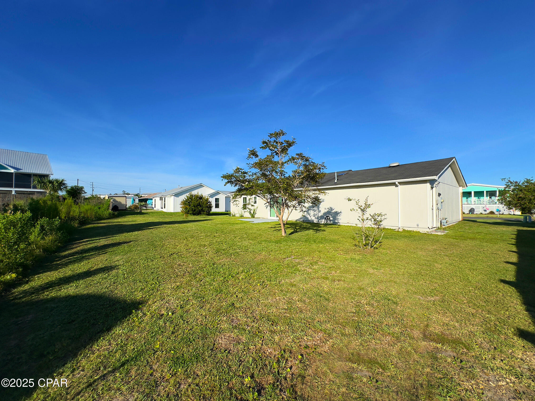 Listing photo id 28 for 309 Hatley Drive