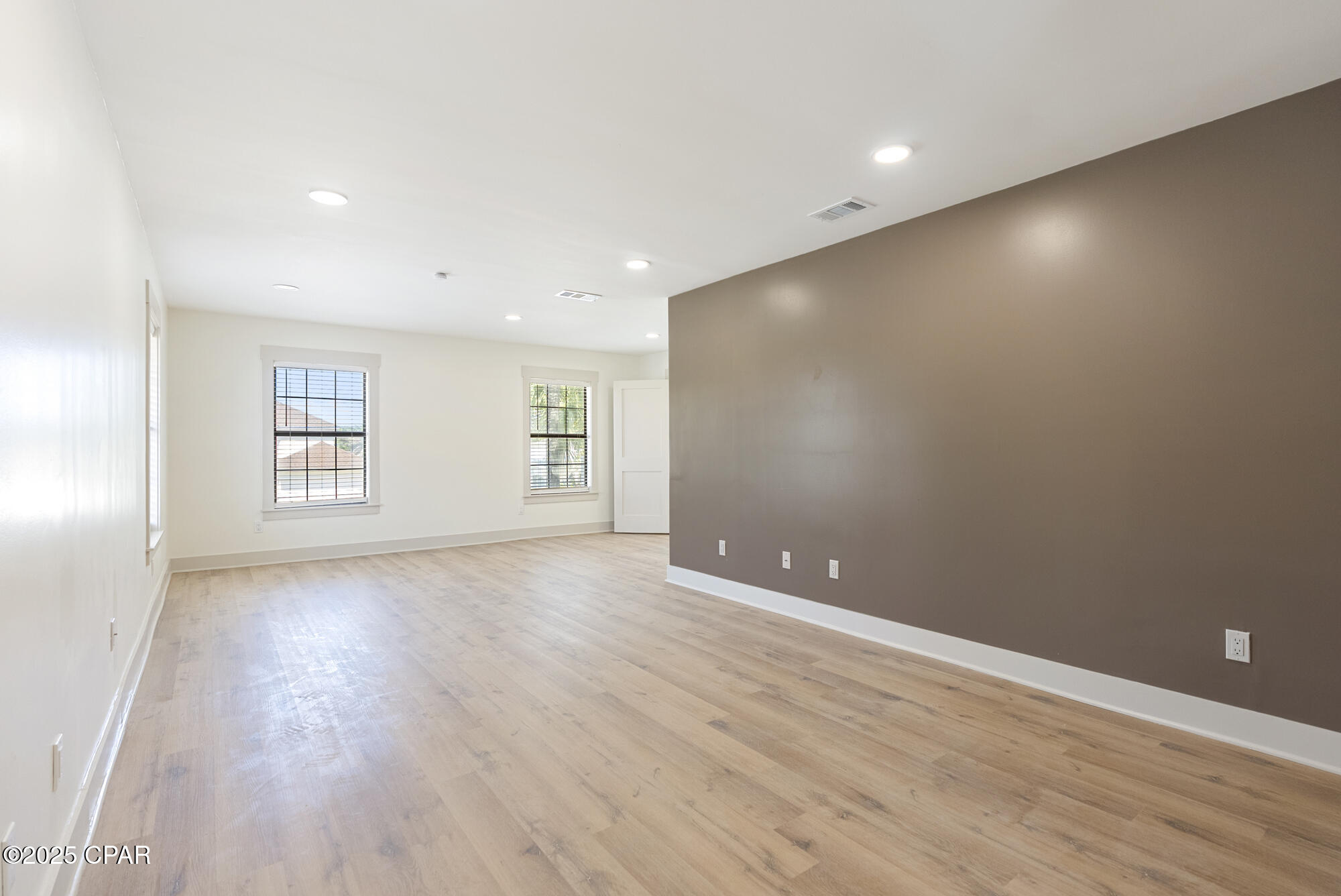 Image 17 For 125 Cobb Road