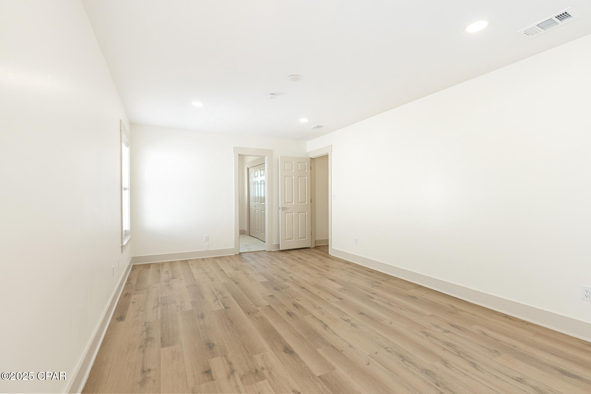 Image 27 For 125 Cobb Road