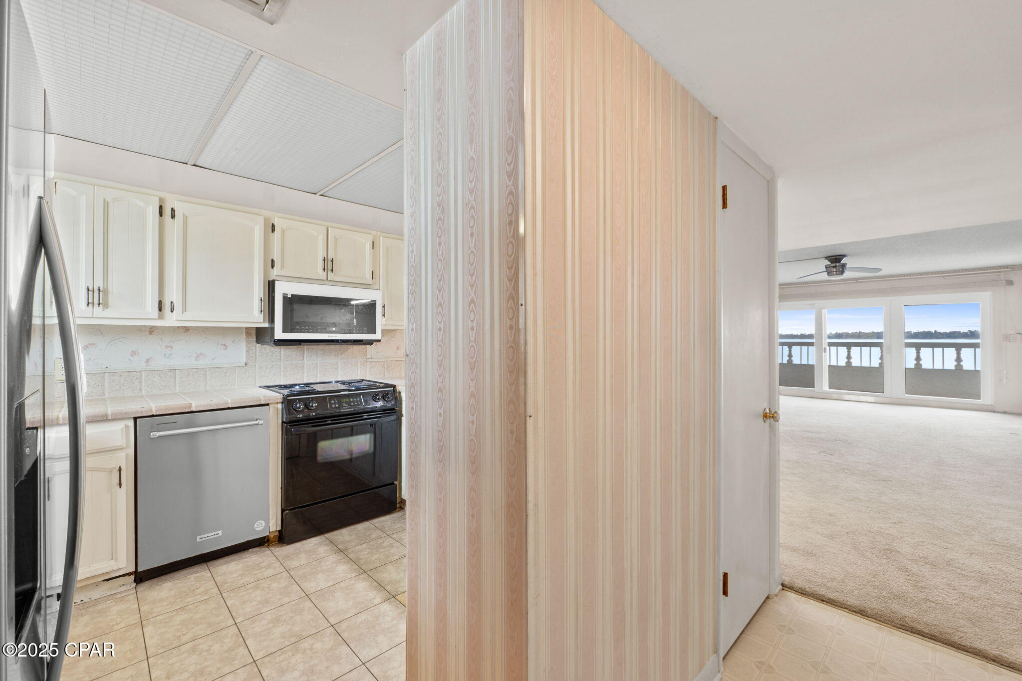 Image 2 For 100 Cherry Street 202