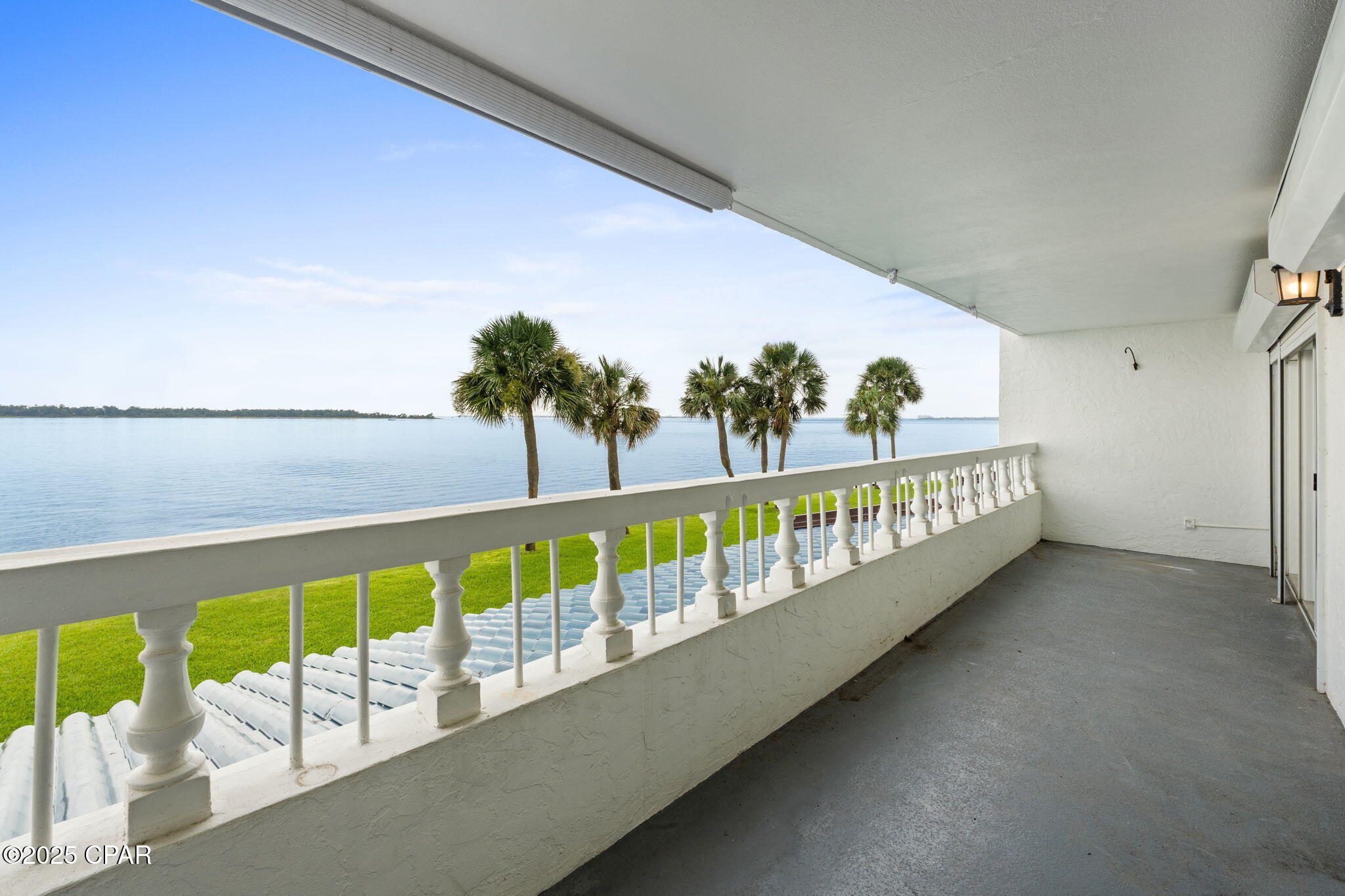 Image 25 For 100 Cherry Street 202