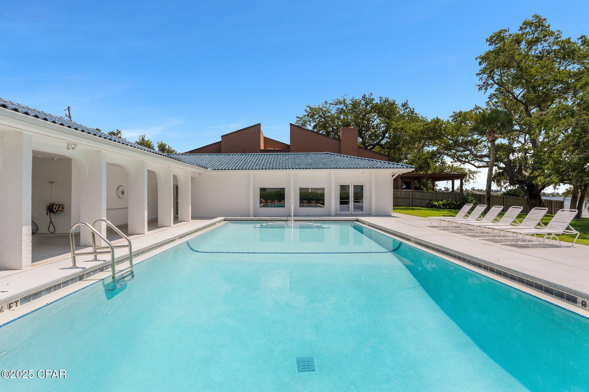 Image 30 For 100 Cherry Street 202