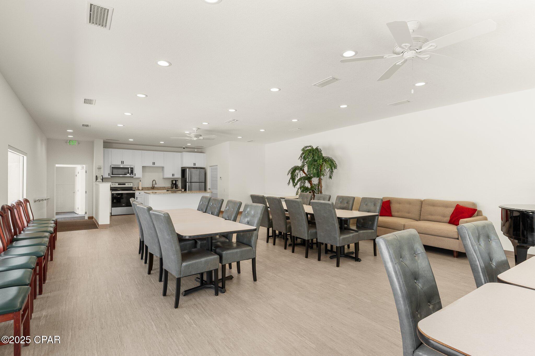 Image 36 For 100 Cherry Street 202