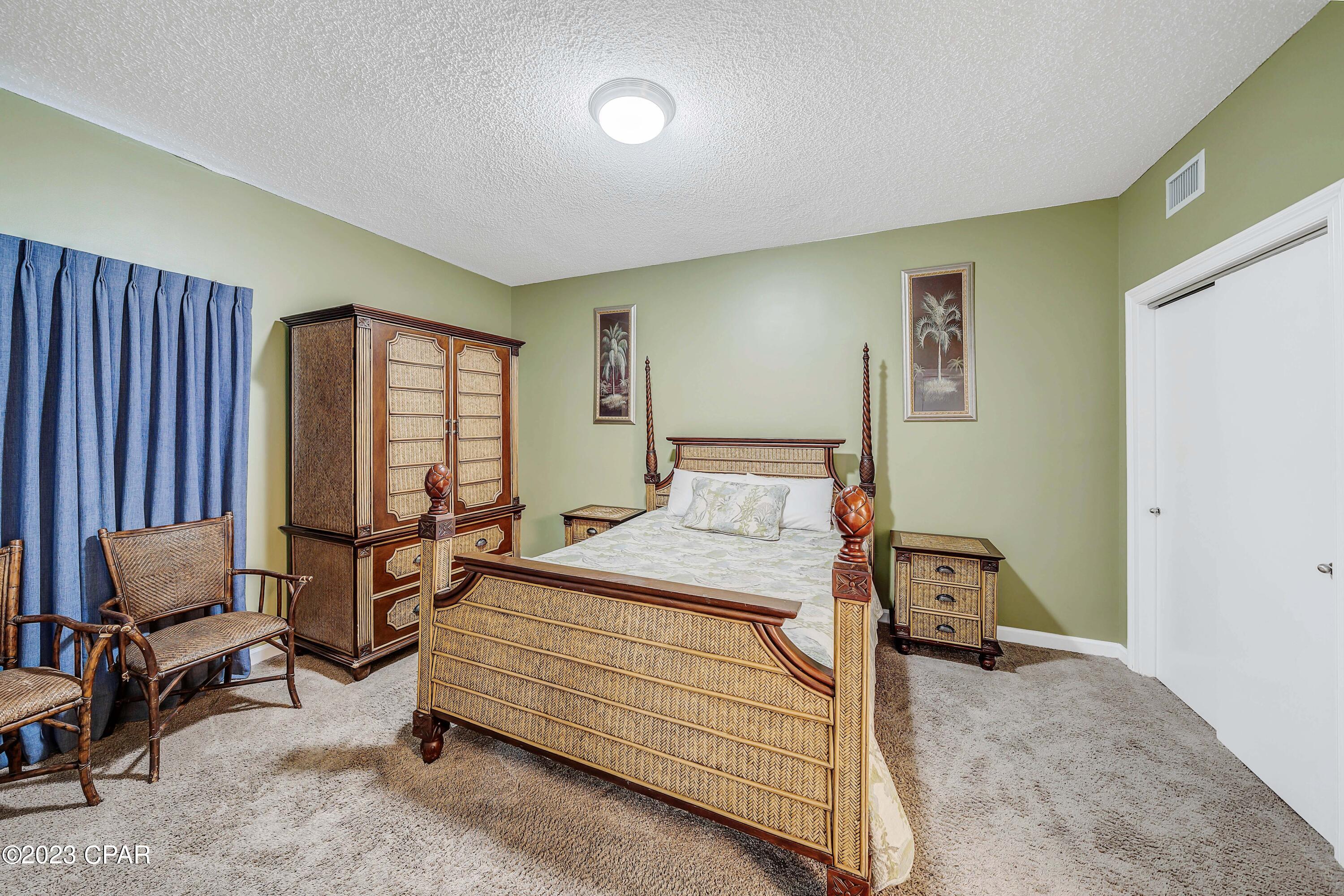 Image 28 For 9450 Thomas Drive 210b