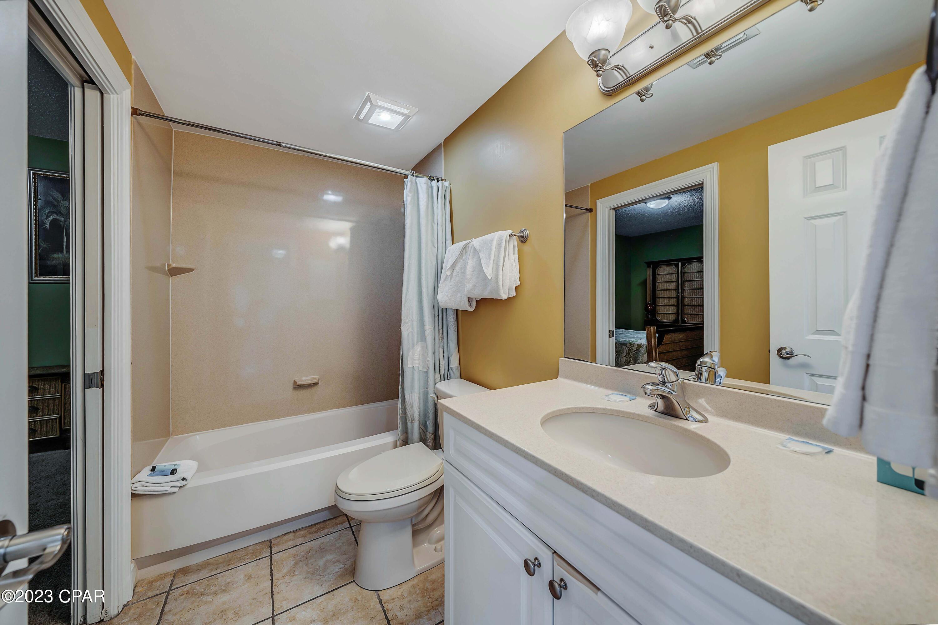 Image 31 For 9450 Thomas Drive 210b