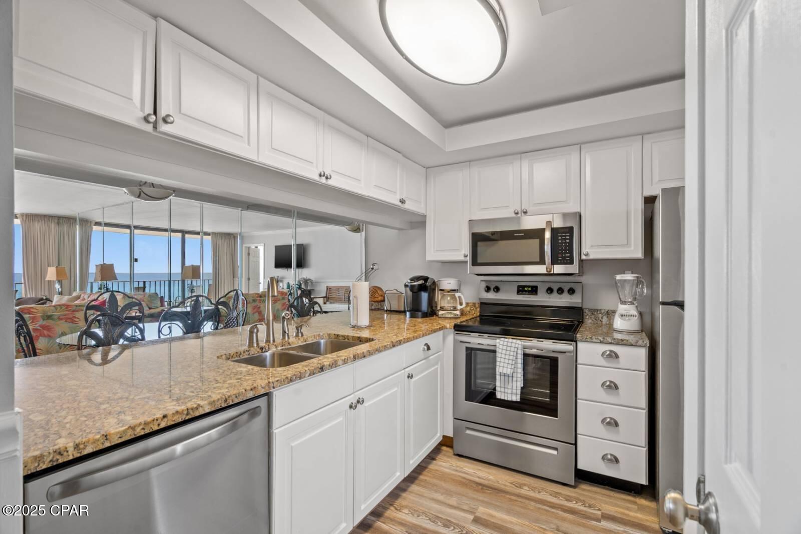 Image 17 For 11619 Front Beach  304