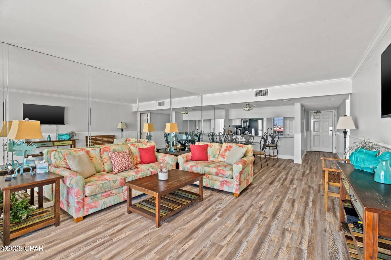 Image 19 For 11619 Front Beach  304