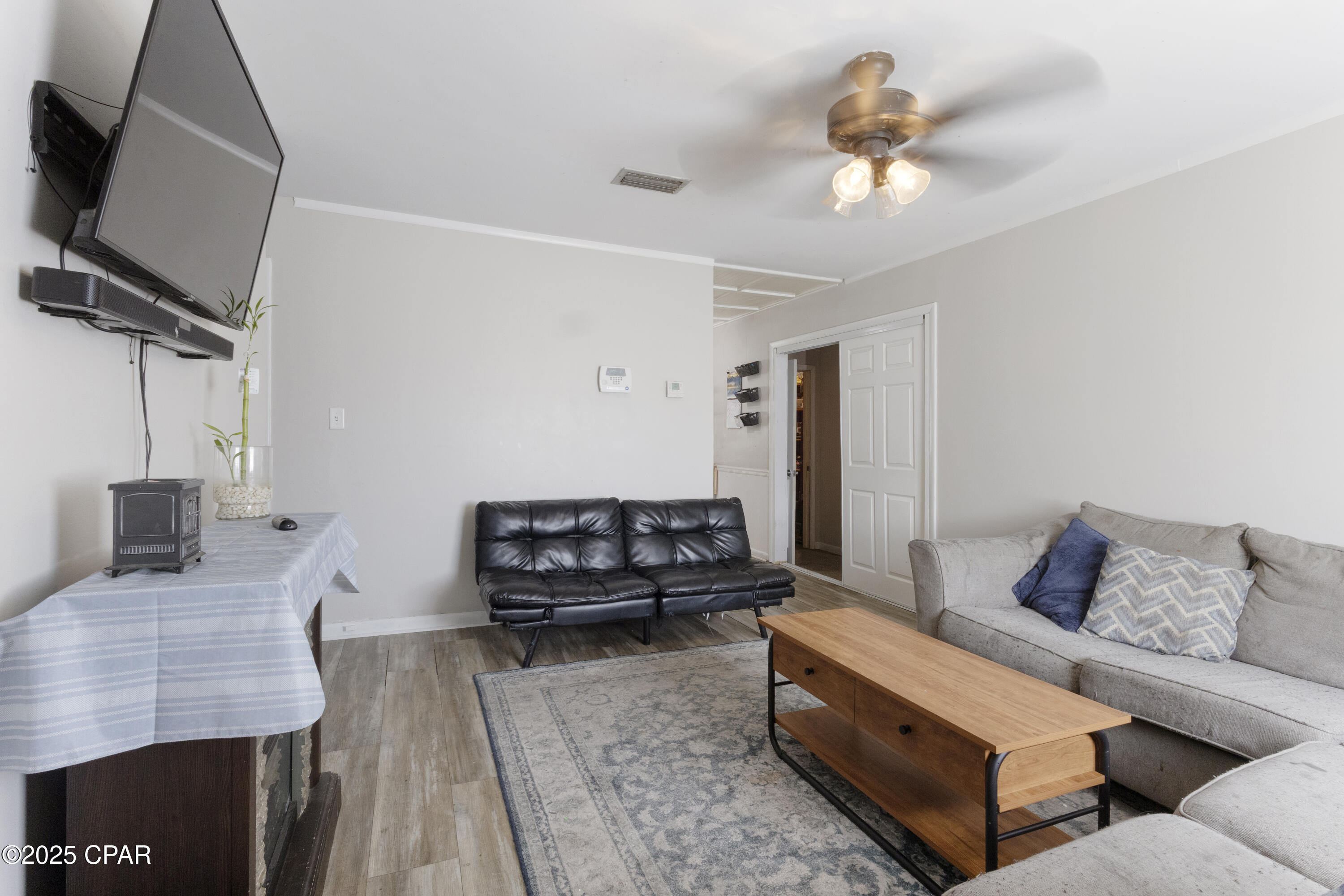 Image 8 For 1912 Chestnut Avenue