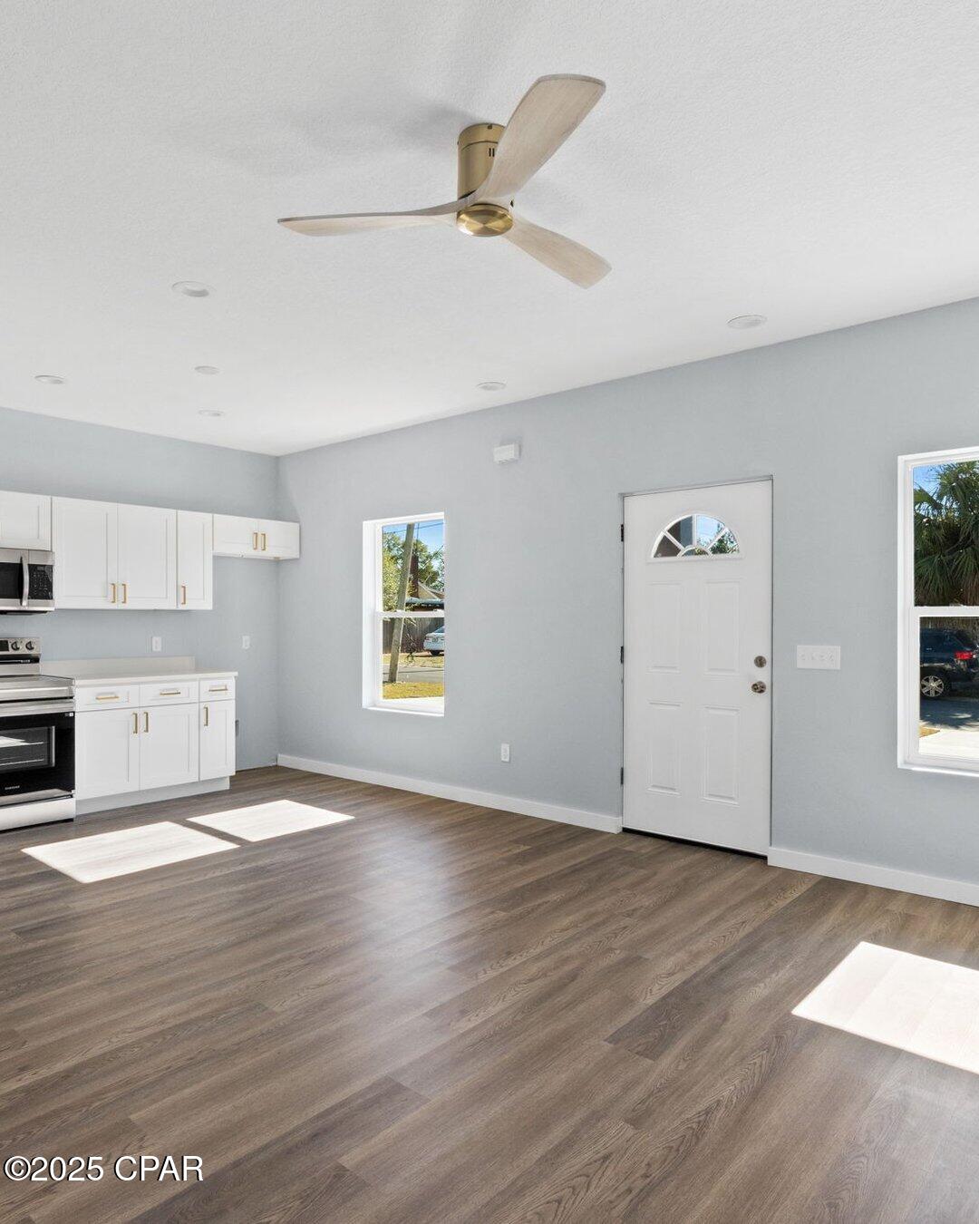 Image 7 For 3207 2nd Place