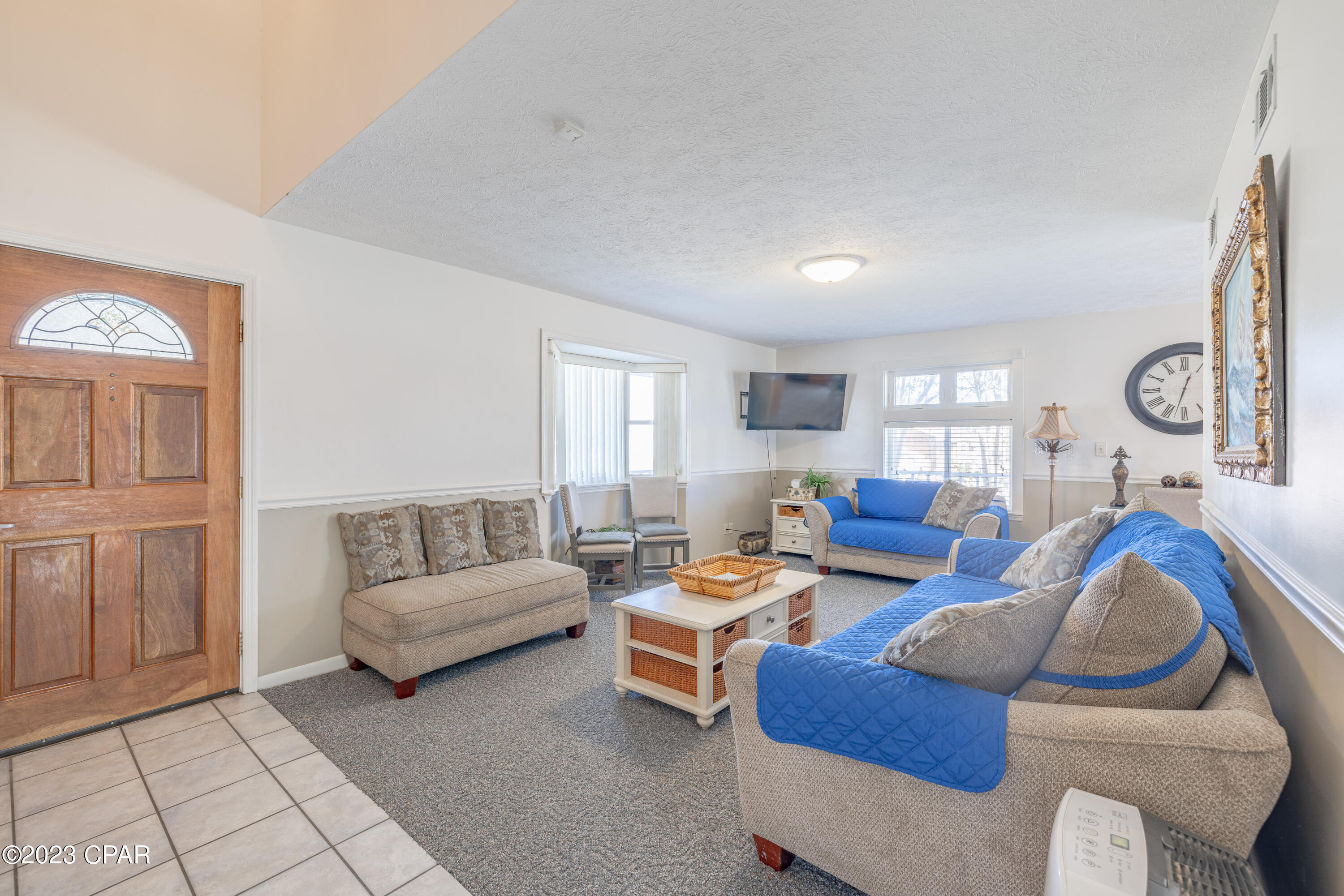 Image 4 For 4015 Holiday Drive