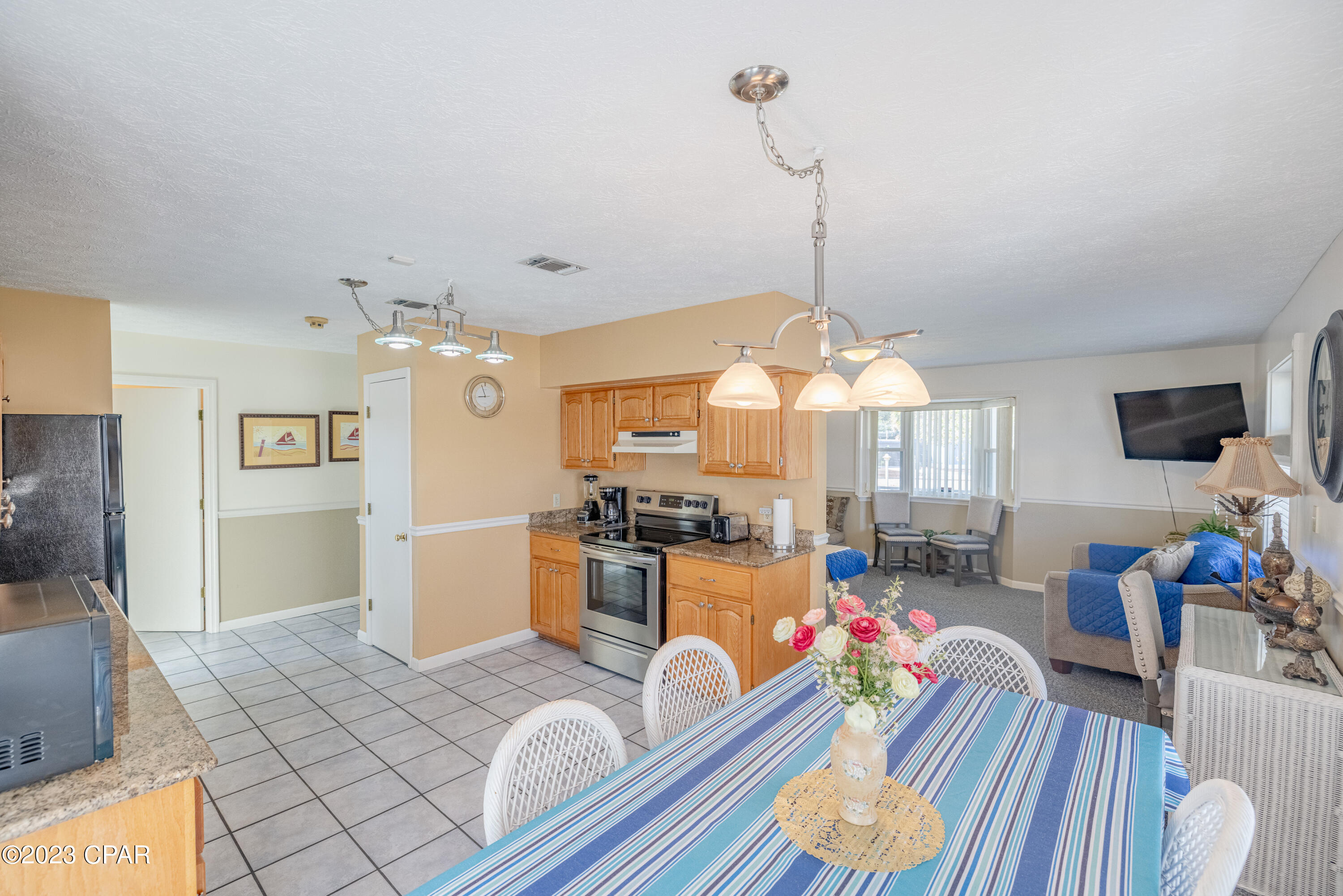 Image 7 For 4015 Holiday Drive