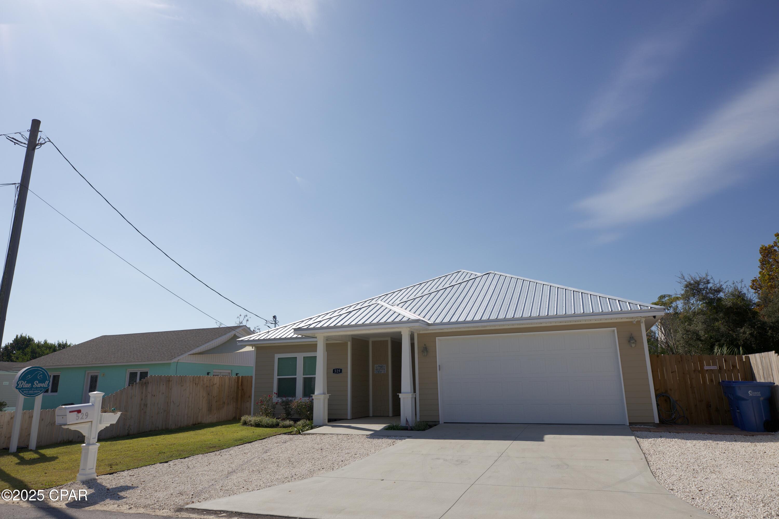 Image 54 For 529 Christmas Tree Lane