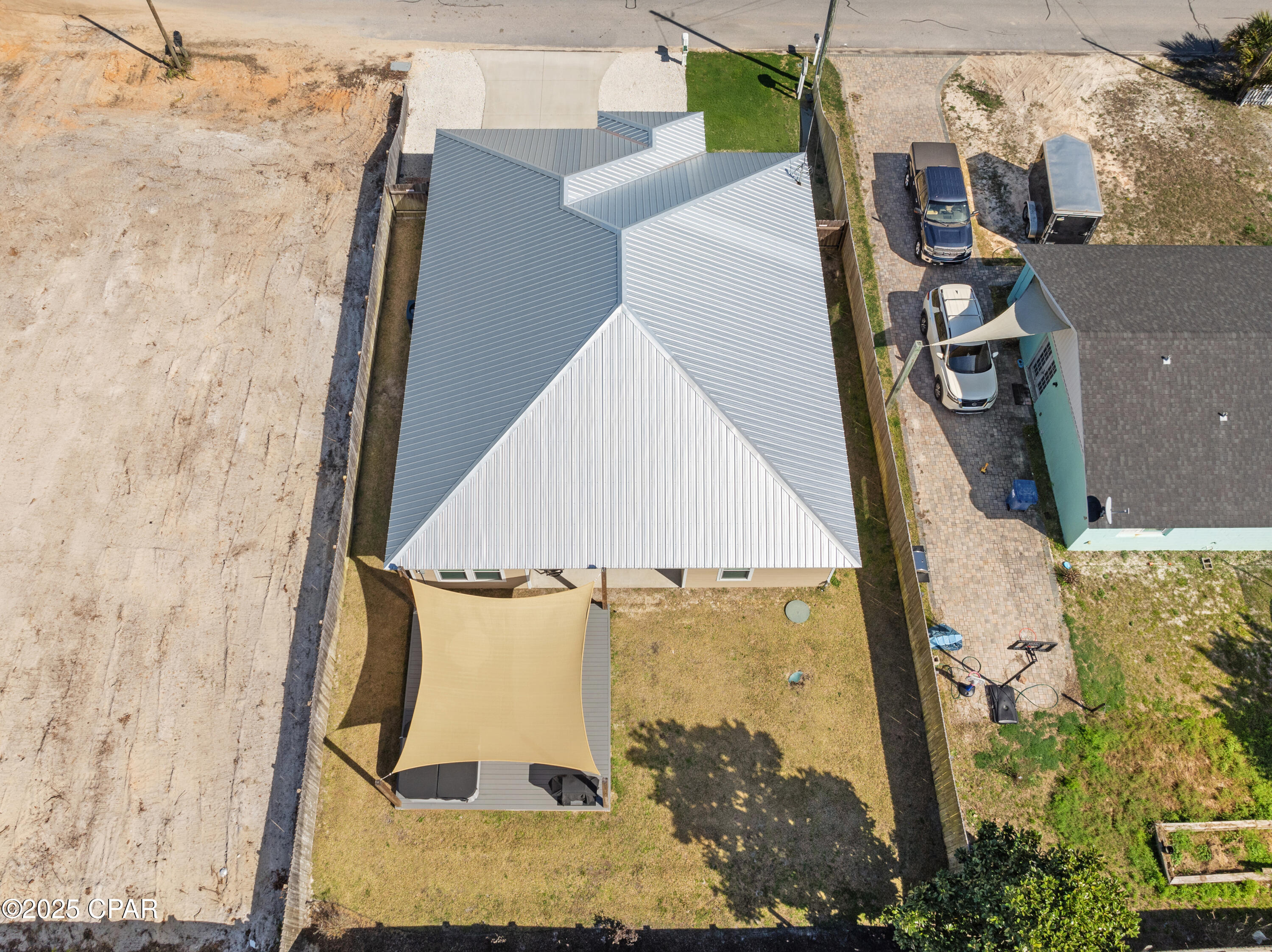 Image 66 For 529 Christmas Tree Lane