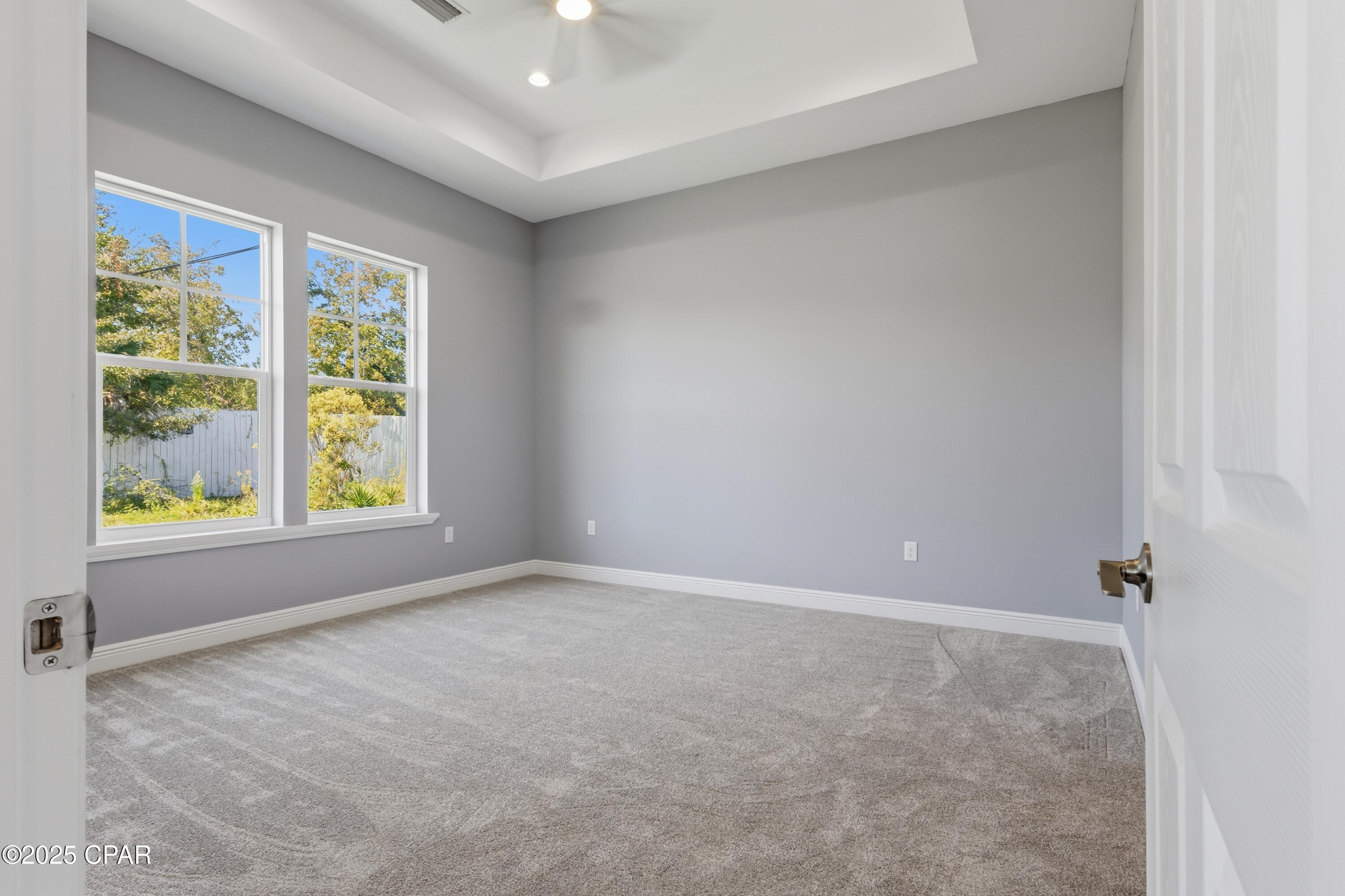 Image 9 For 2445 Mercedes Avenue