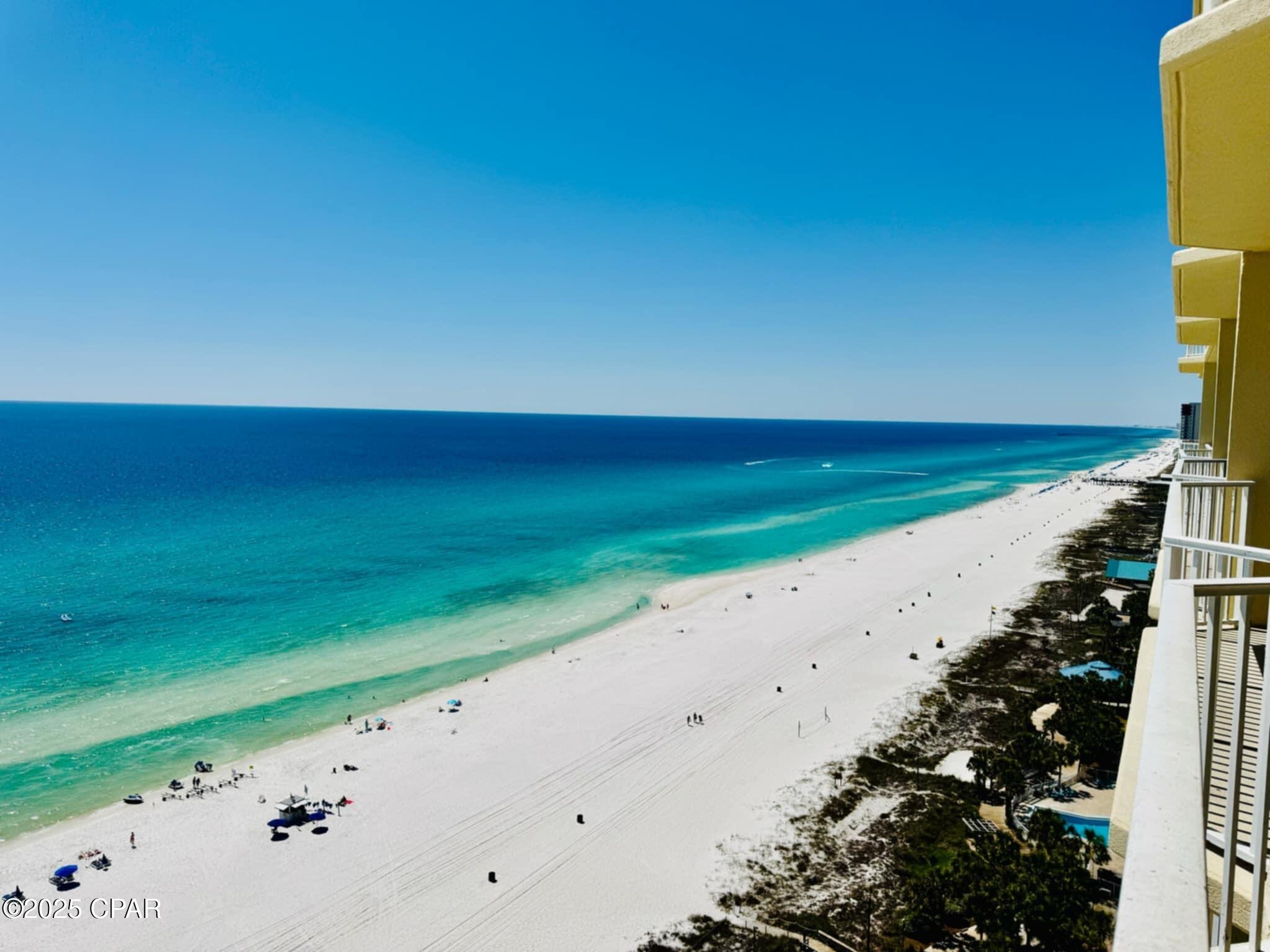 Listing photo id 20 for 9450 Thomas Drive 1805d