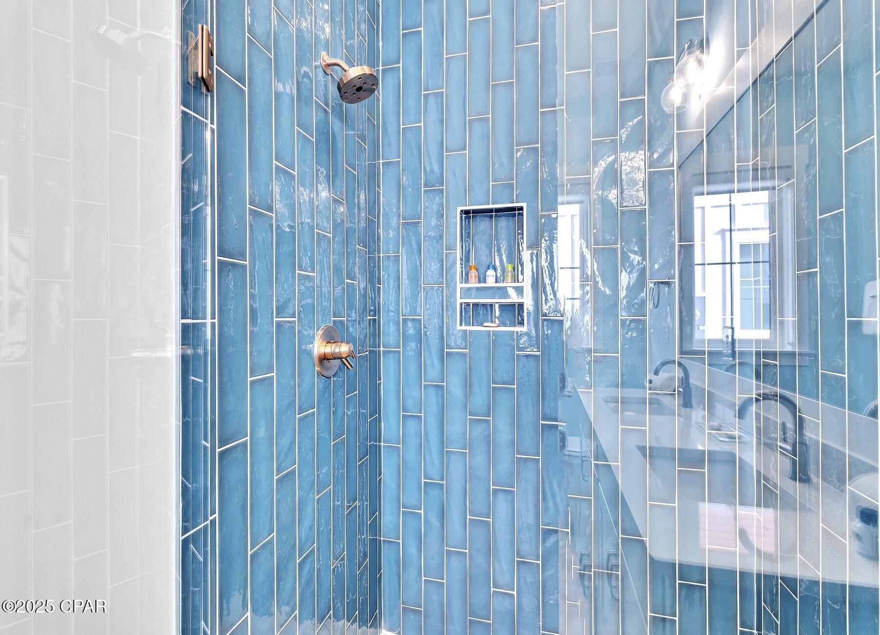 Listing photo id 10 for 129 Paradise Found Circle