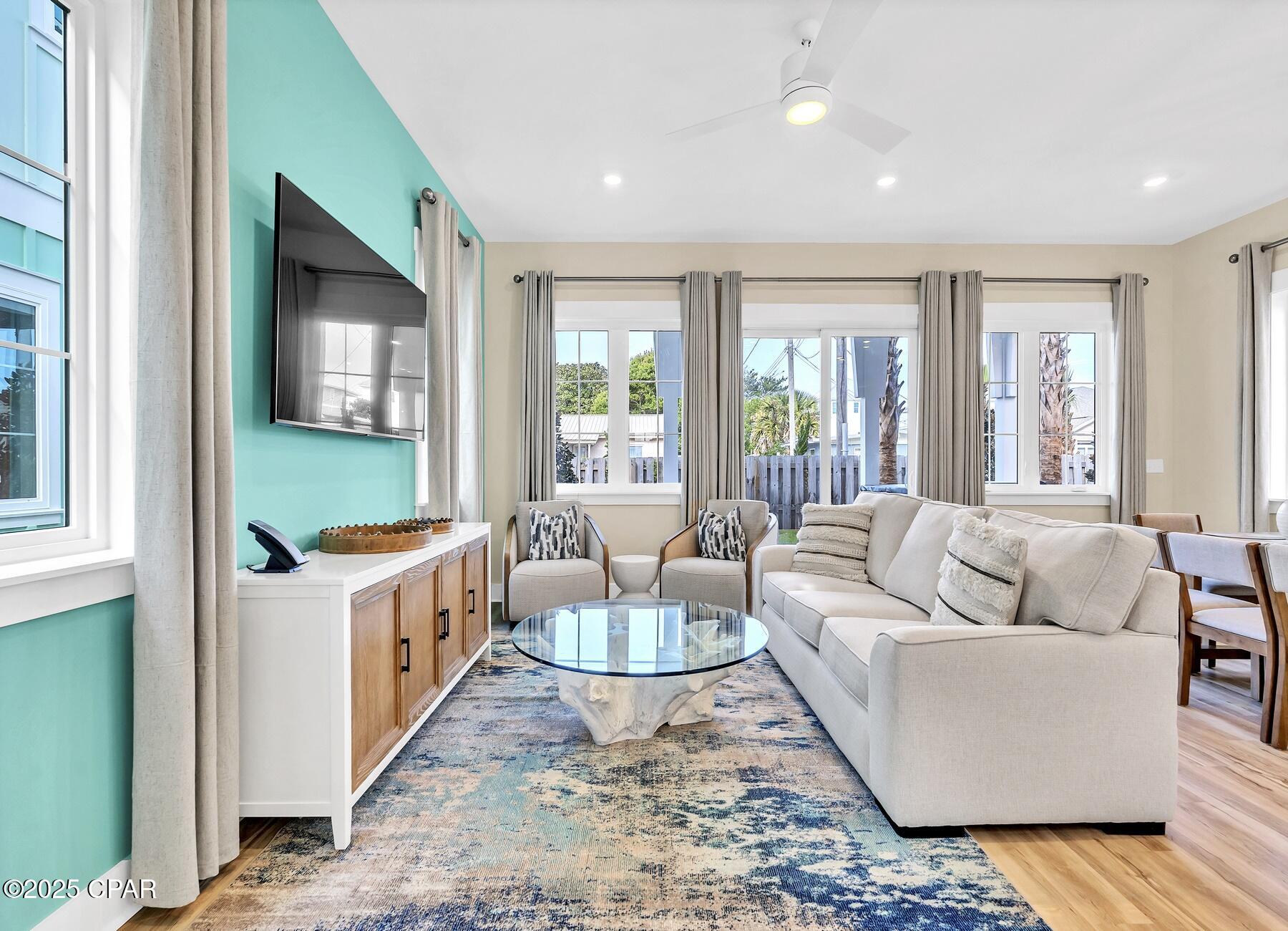 Listing photo id 19 for 129 Paradise Found Circle