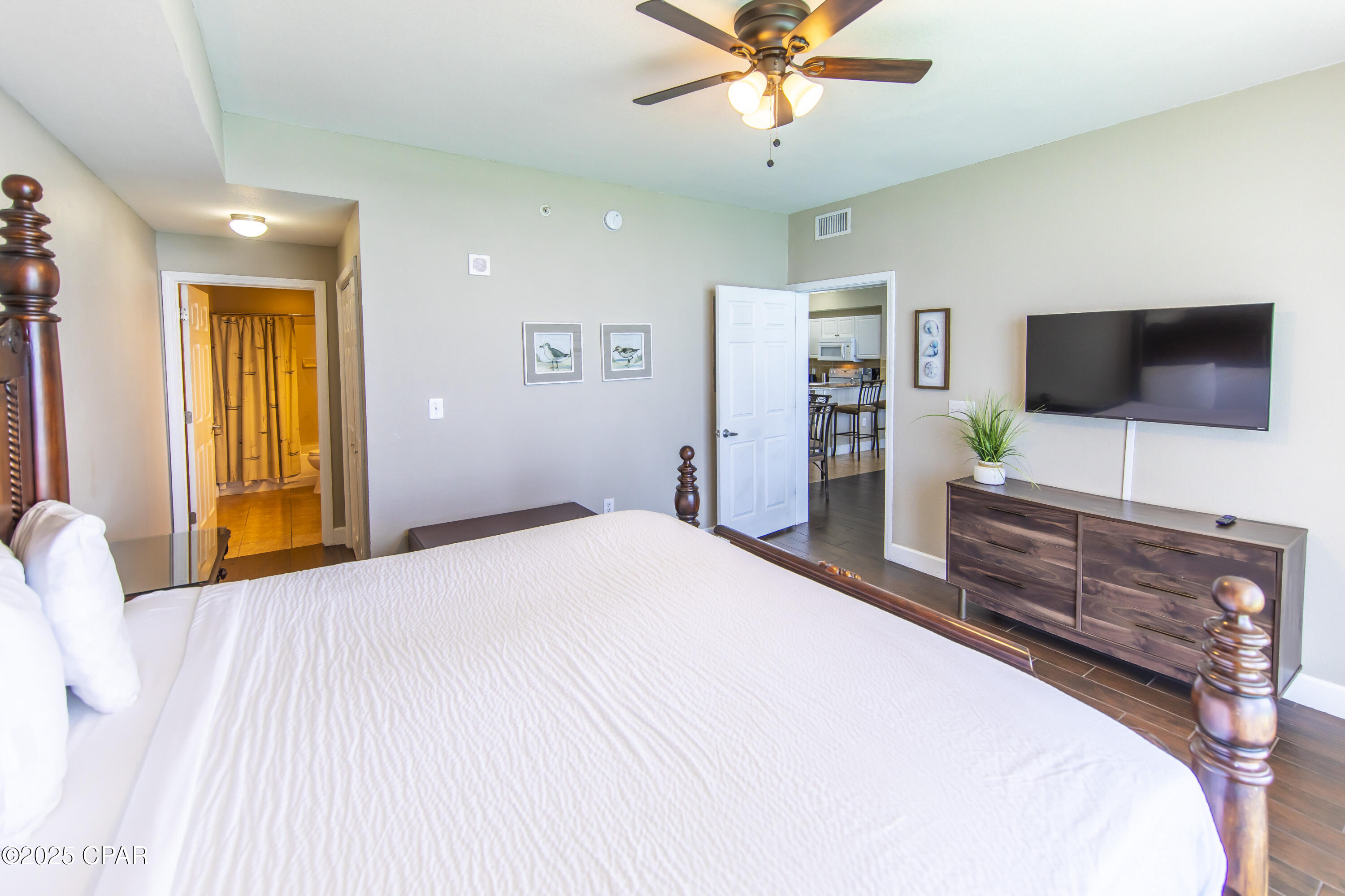 Image 18 For 16819 Front Beach Road 2112