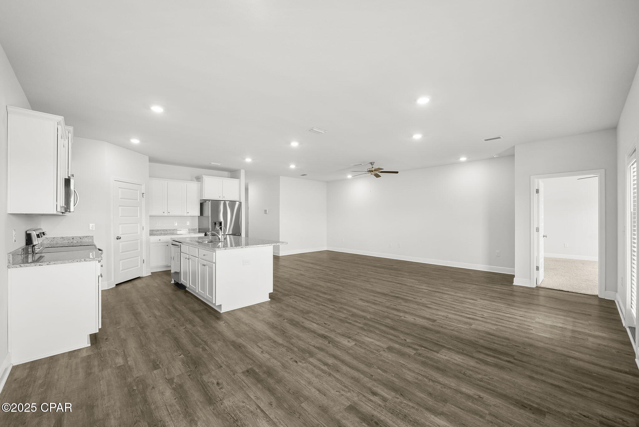 Image 21 For 464 Eagle Lake Way