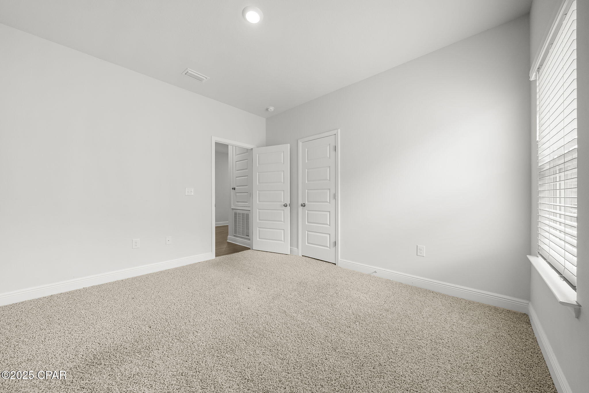 Image 23 For 464 Eagle Lake Way