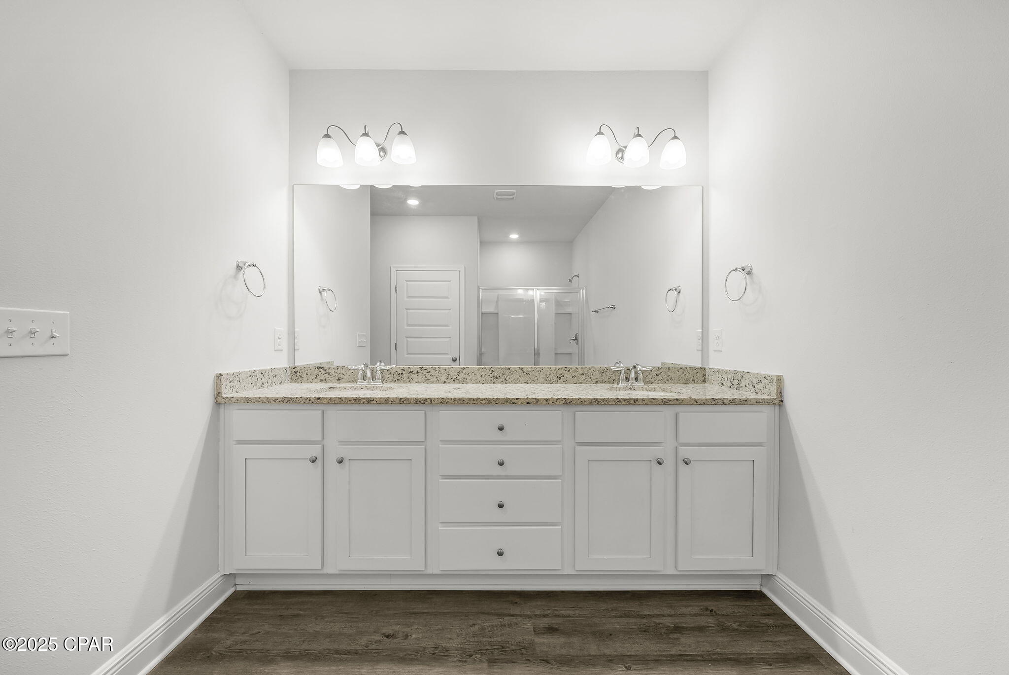 Image 28 For 464 Eagle Lake Way