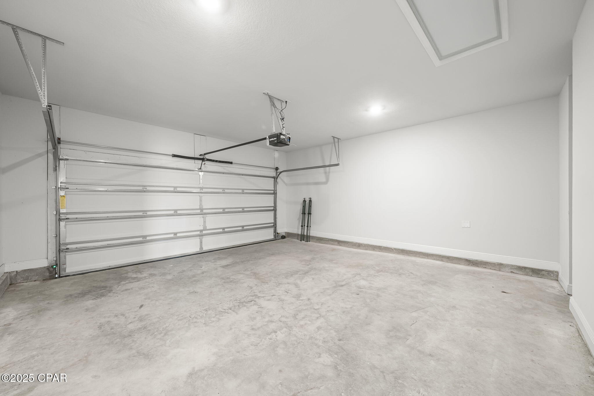 Image 33 For 464 Eagle Lake Way