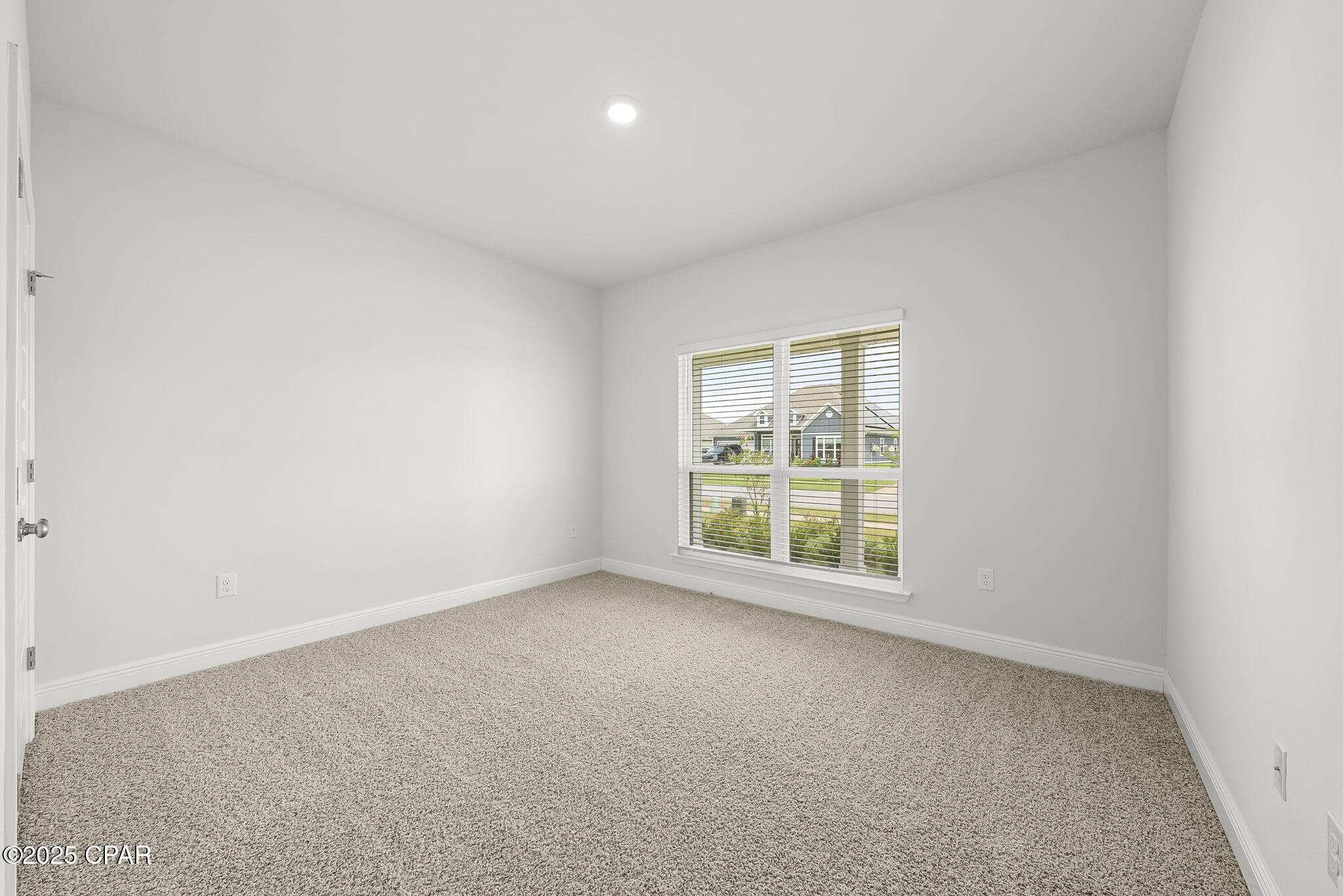 Image 8 For 464 Eagle Lake Way