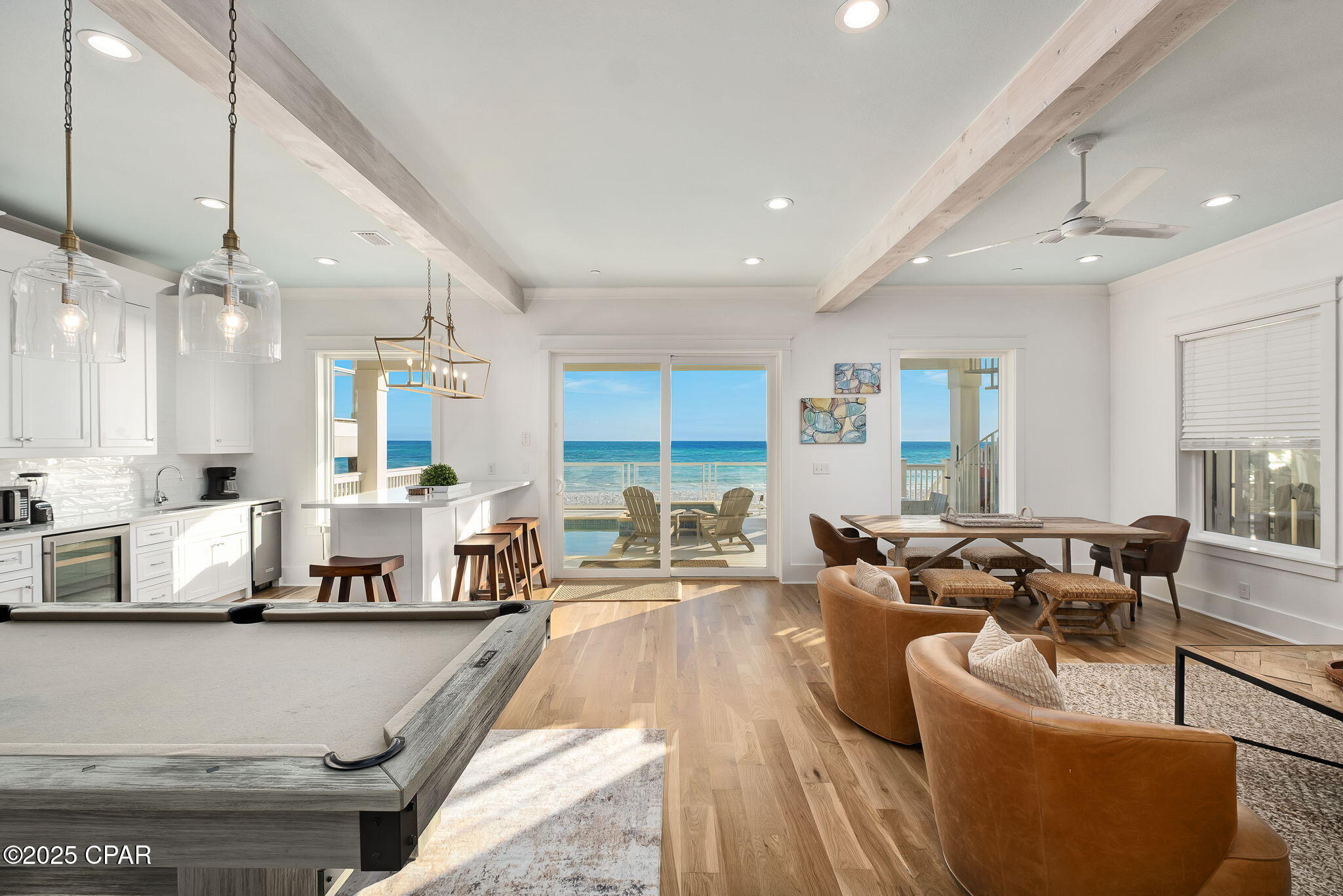 Listing photo id 11 for 20405 Front Beach Road Road