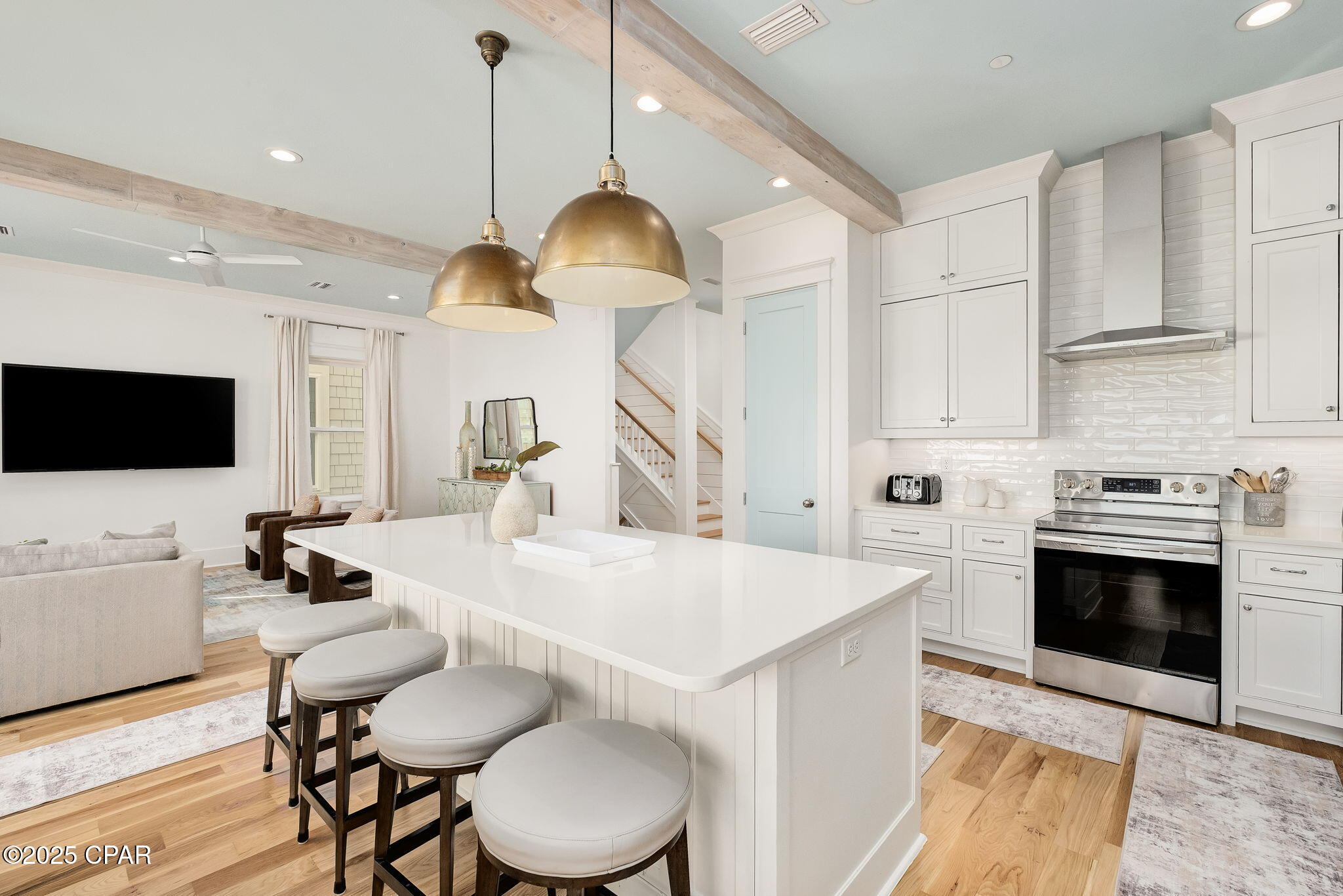 Listing photo id 33 for 20405 Front Beach Road Road