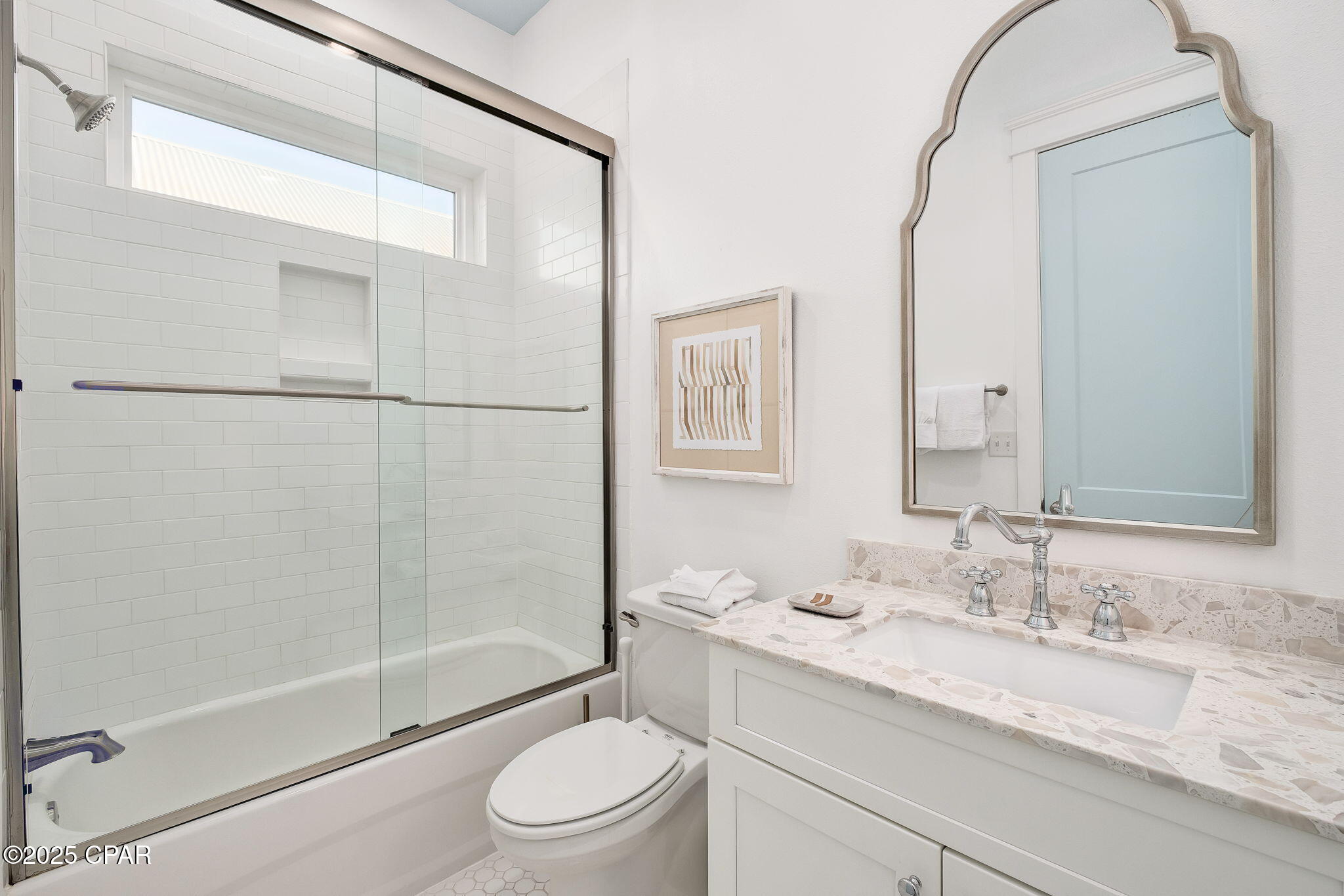 Listing photo id 51 for 20405 Front Beach Road Road