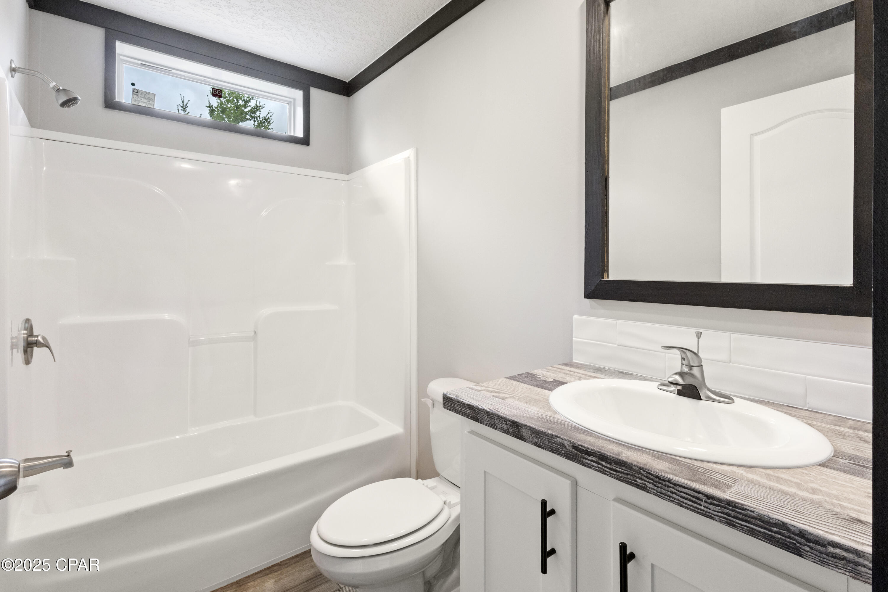 Image 19 For 327 Berthe Avenue