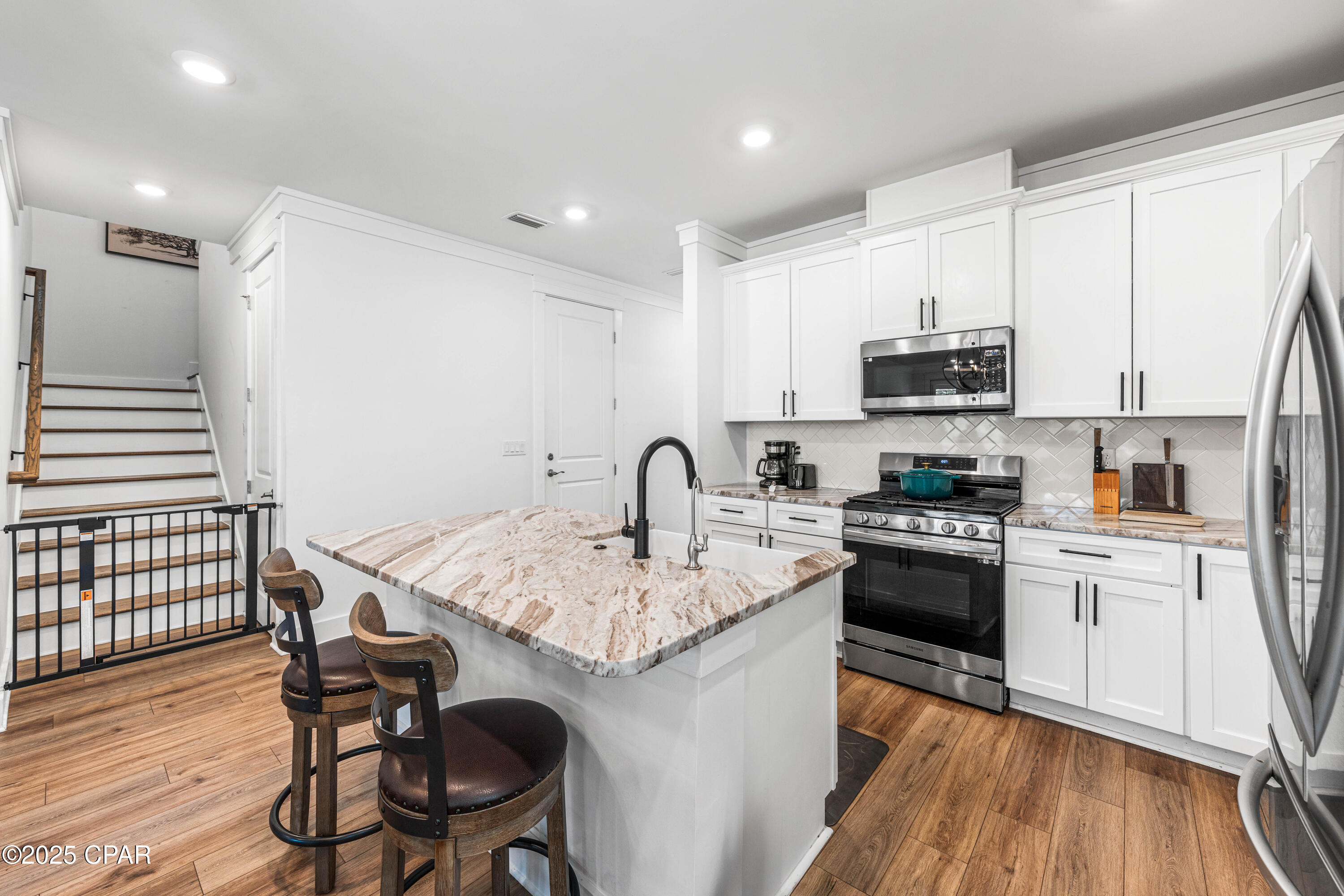 Image 15 For 709 Longpoint Way