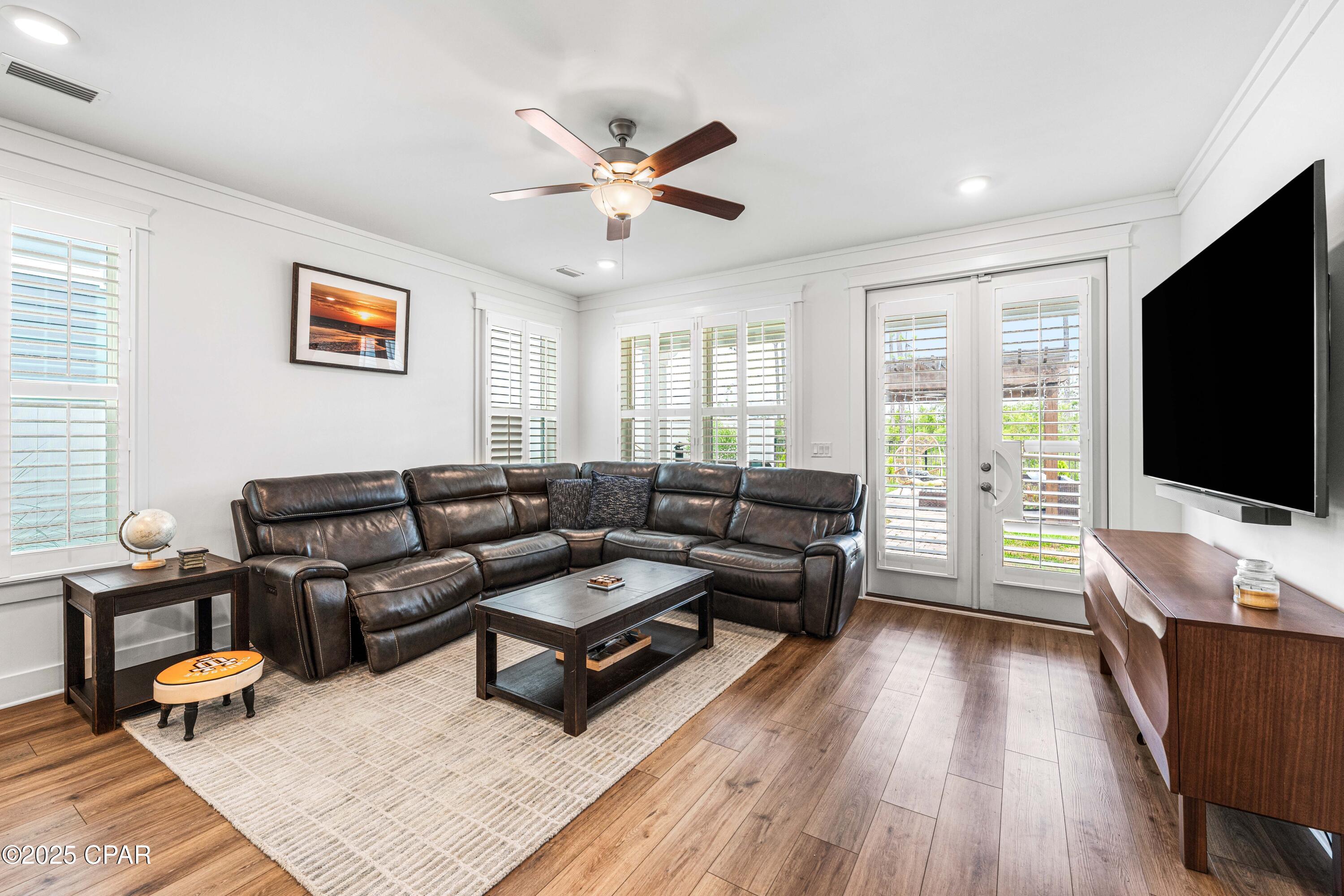 Image 18 For 709 Longpoint Way