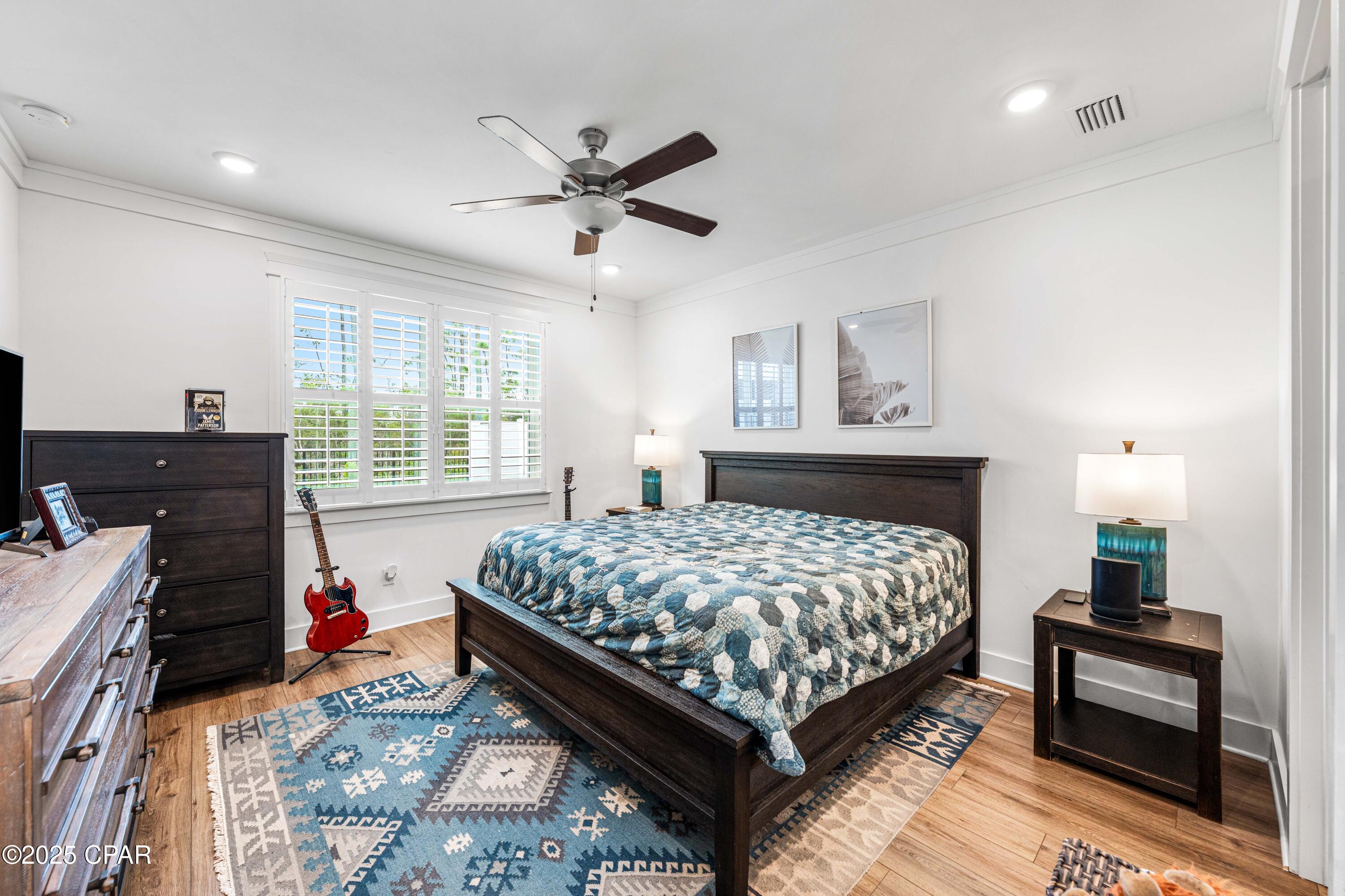 Image 24 For 709 Longpoint Way