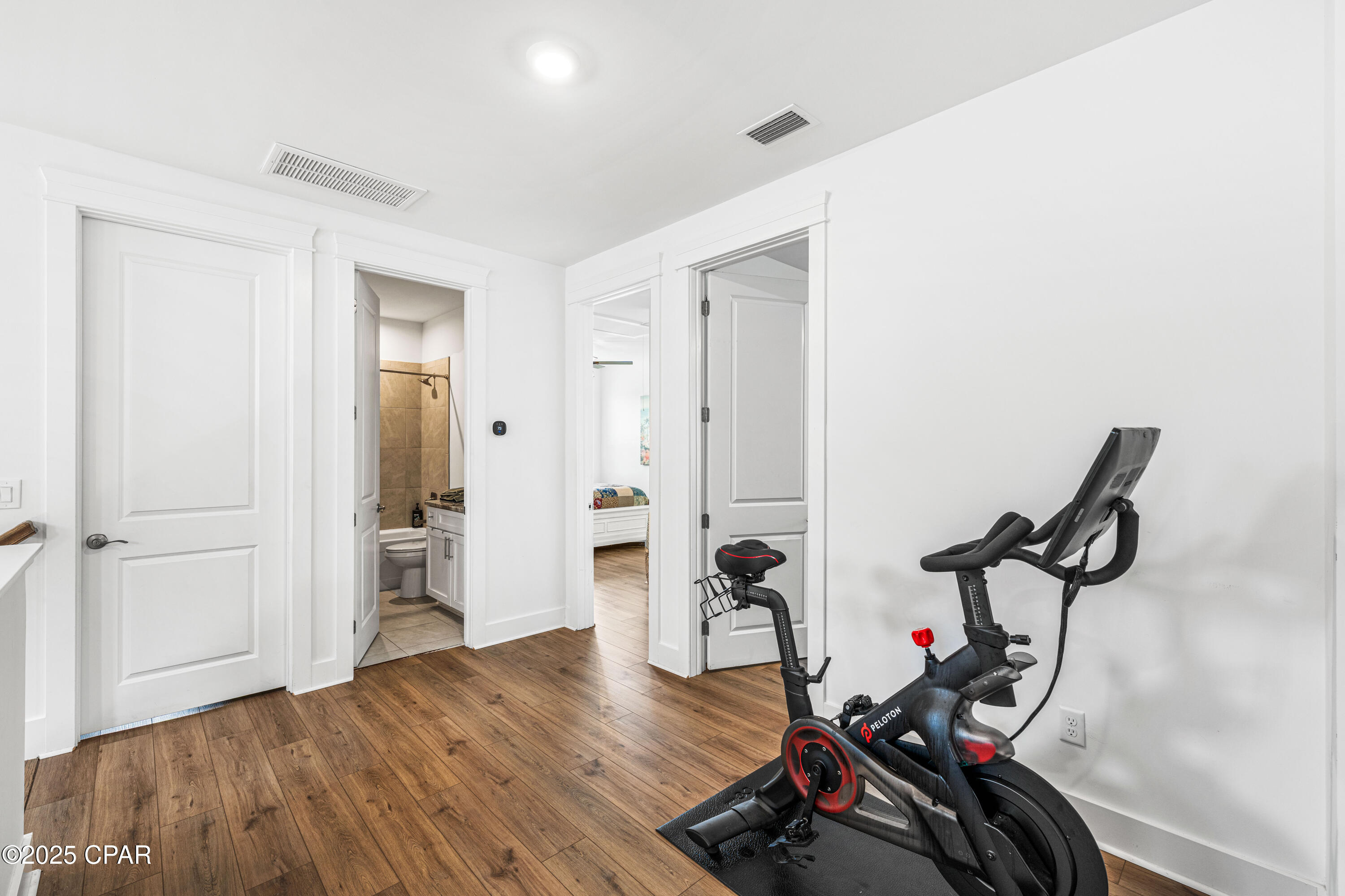 Image 29 For 709 Longpoint Way