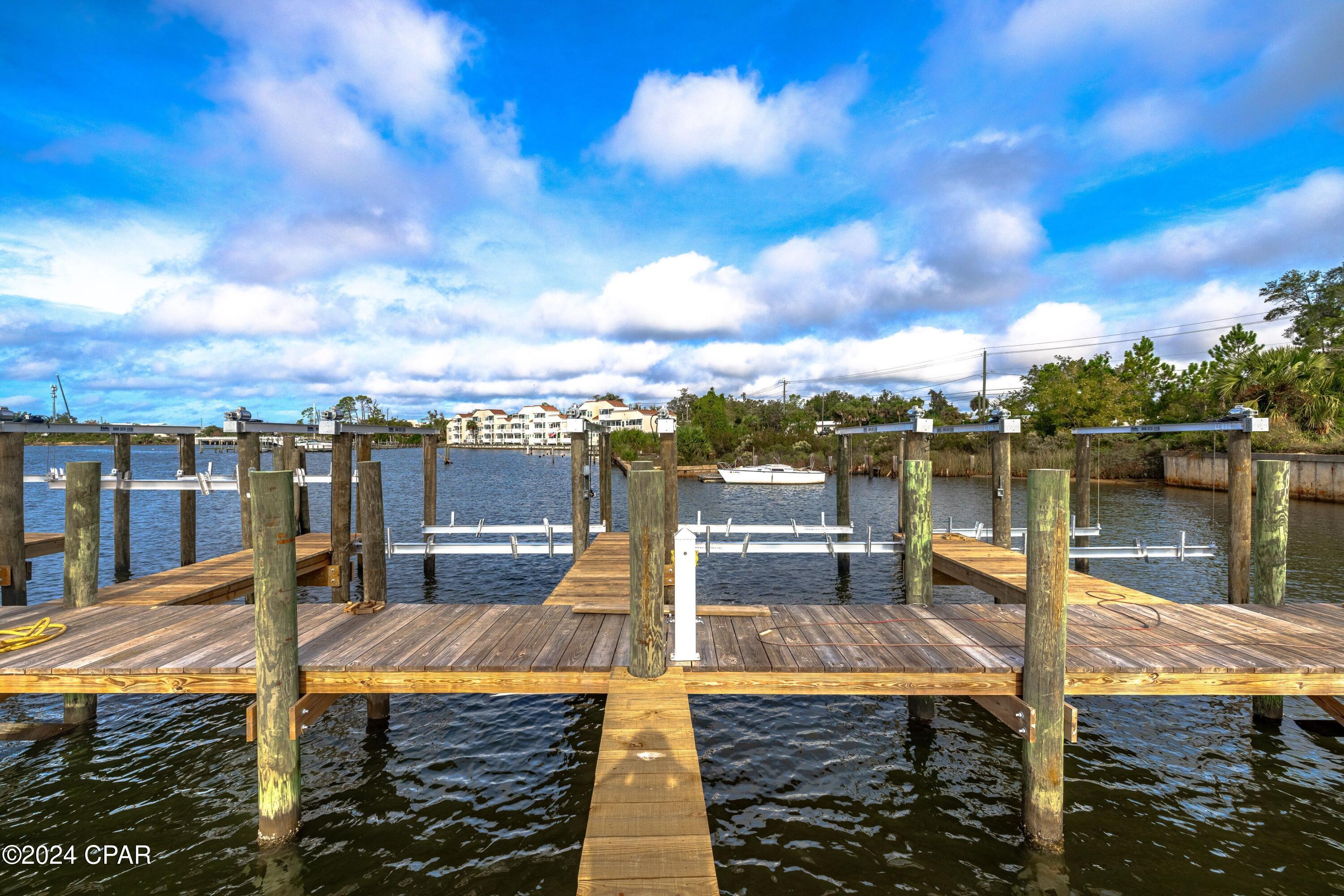 Image 16 For 1524 5th, Business 98 Street