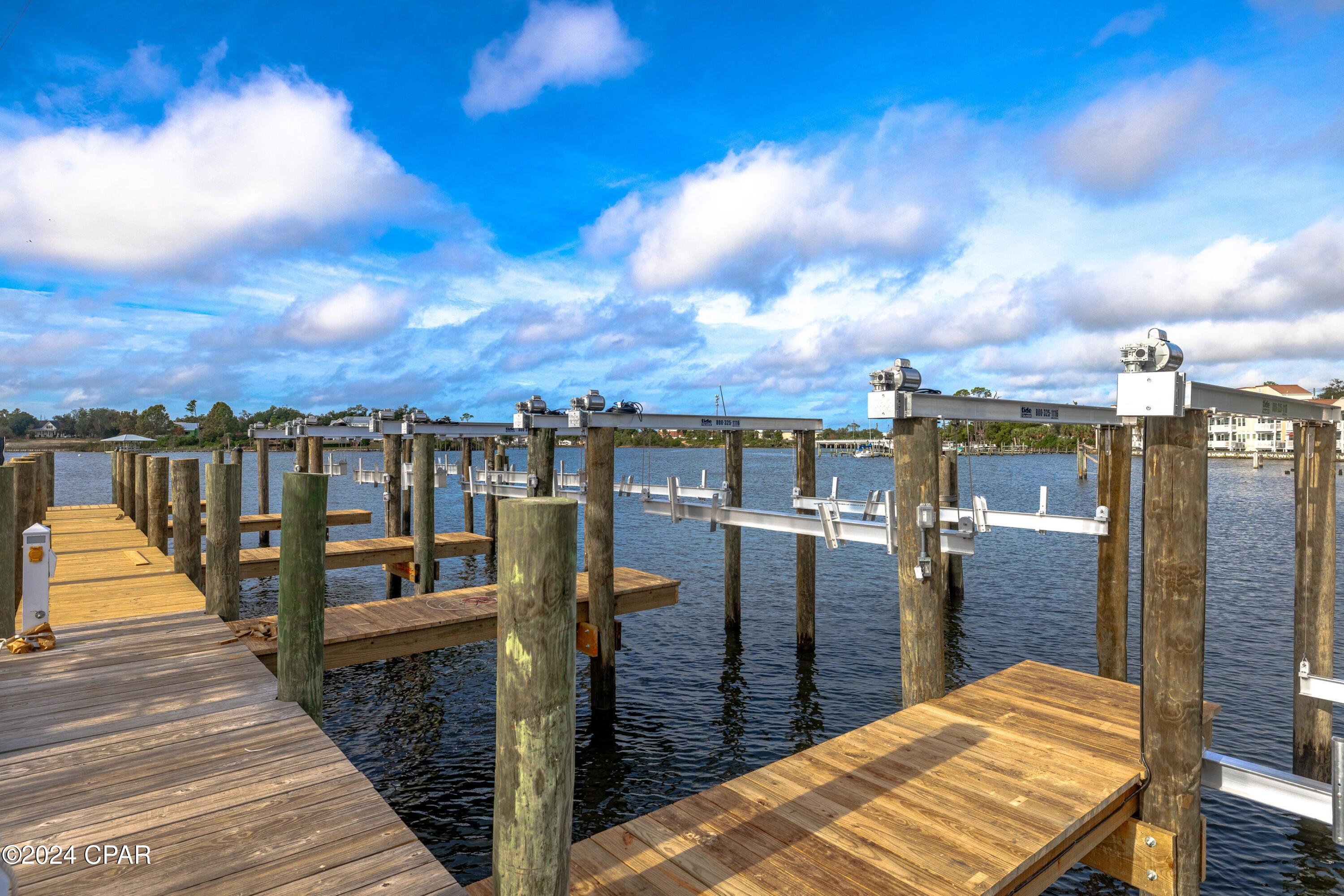 Image 7 For 1524 5th, Business 98 Street