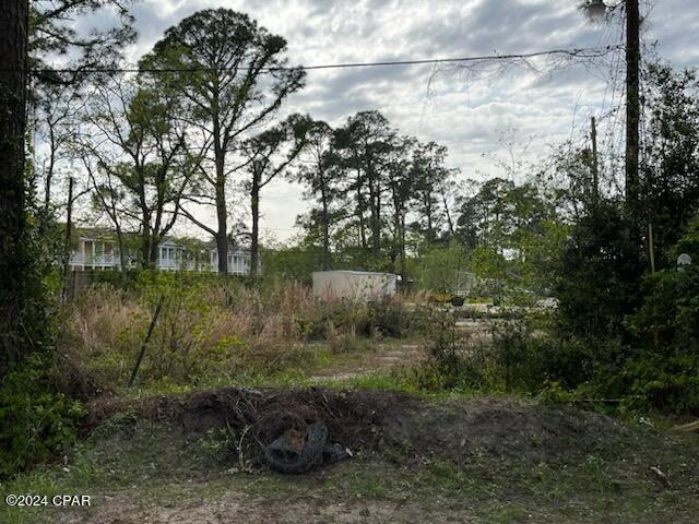 Image 7 For 2144 Warner Avenue