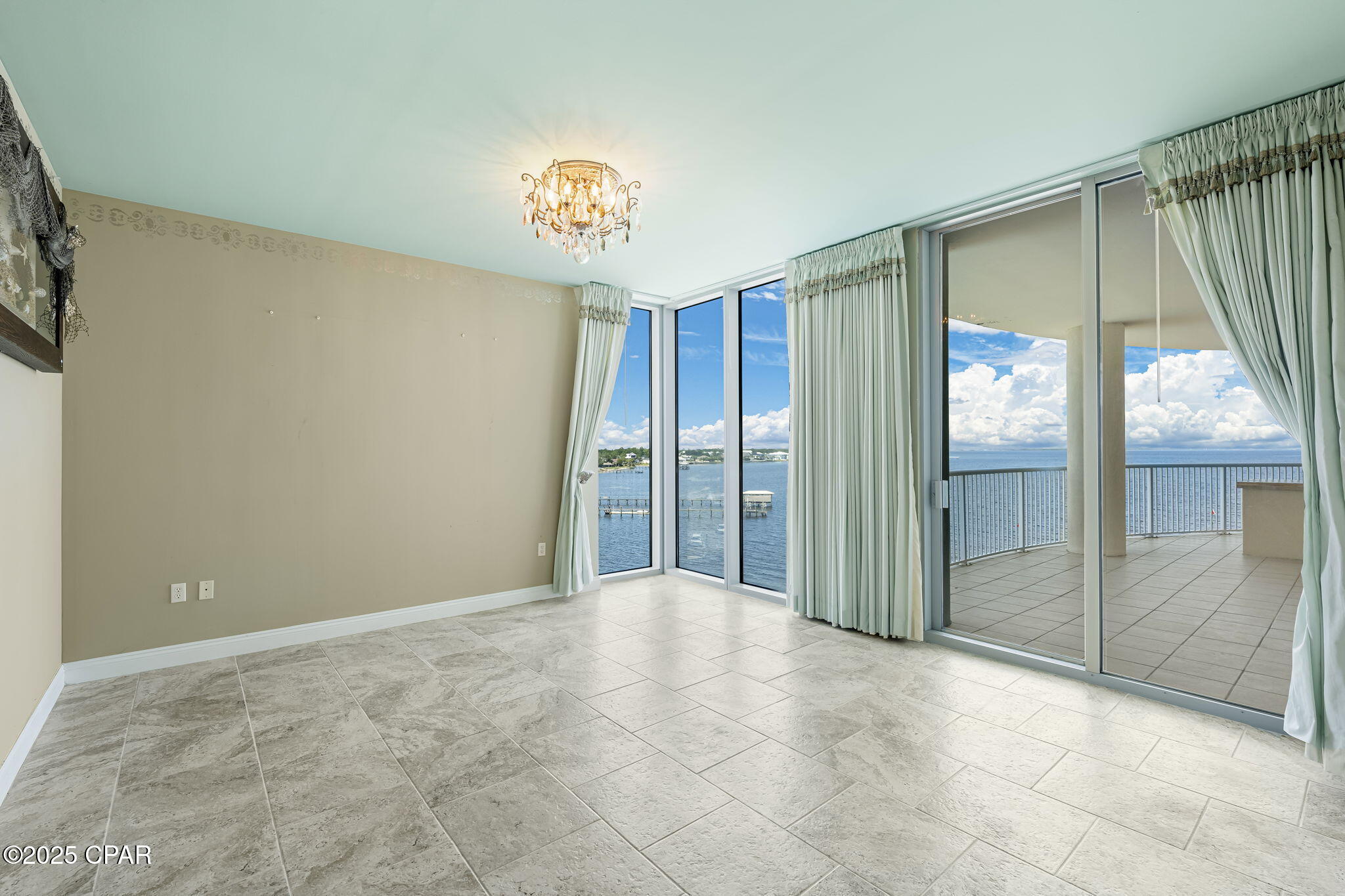 Image 9 For 6422 Hwy 98  501