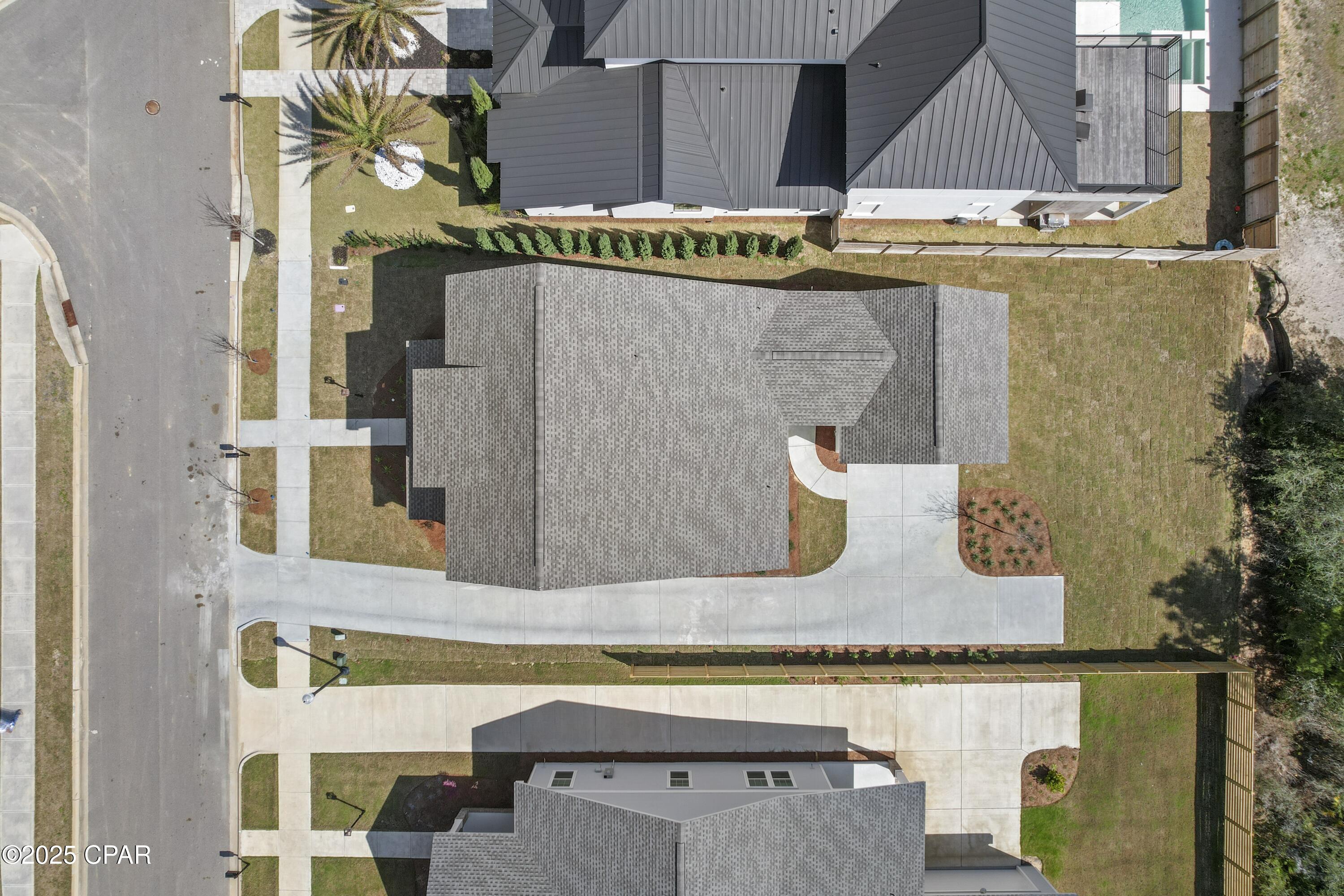 Listing photo id 25 for 121 Charleston Court