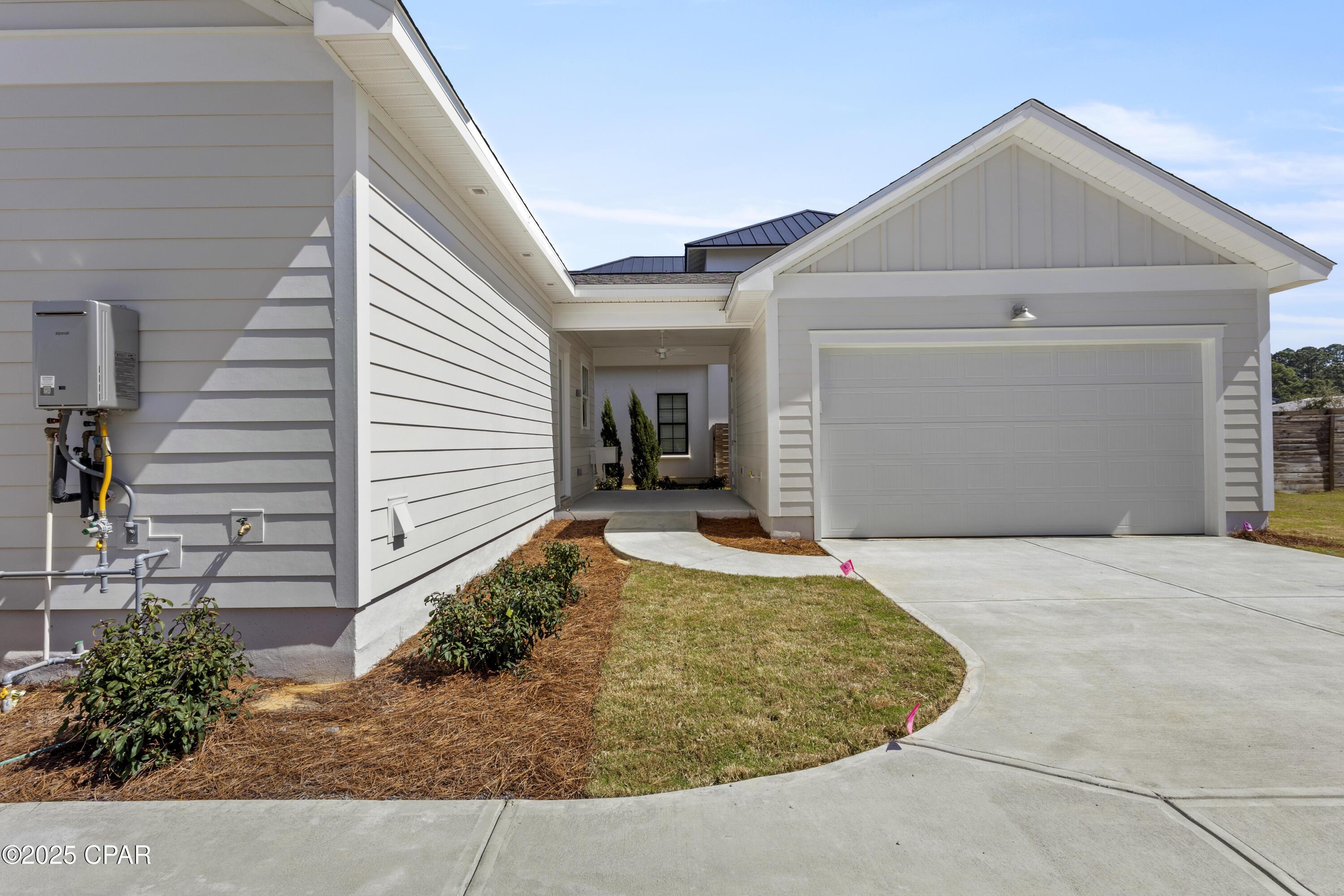 Listing photo id 26 for 121 Charleston Court