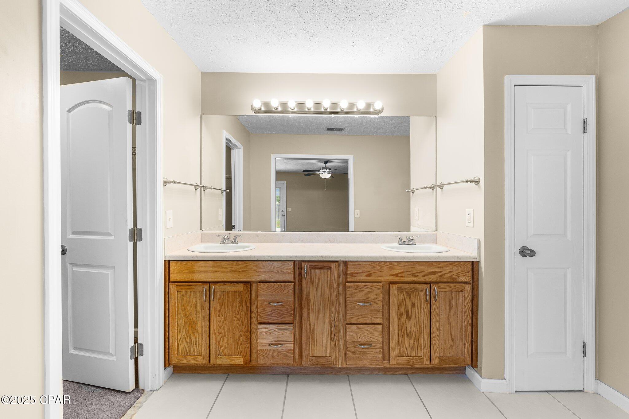 Image 14 For 7936 Betty Louise Drive