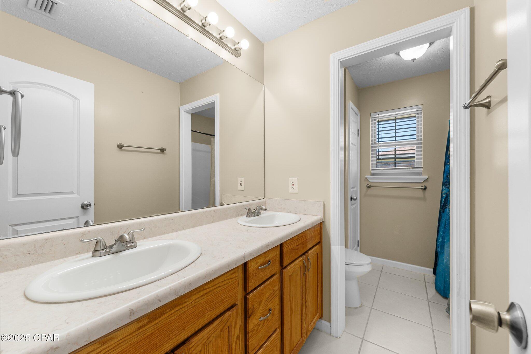 Image 26 For 7936 Betty Louise Drive