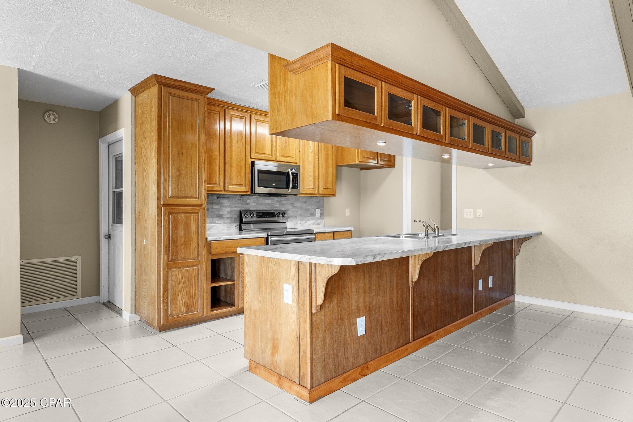 Image 9 For 7936 Betty Louise Drive