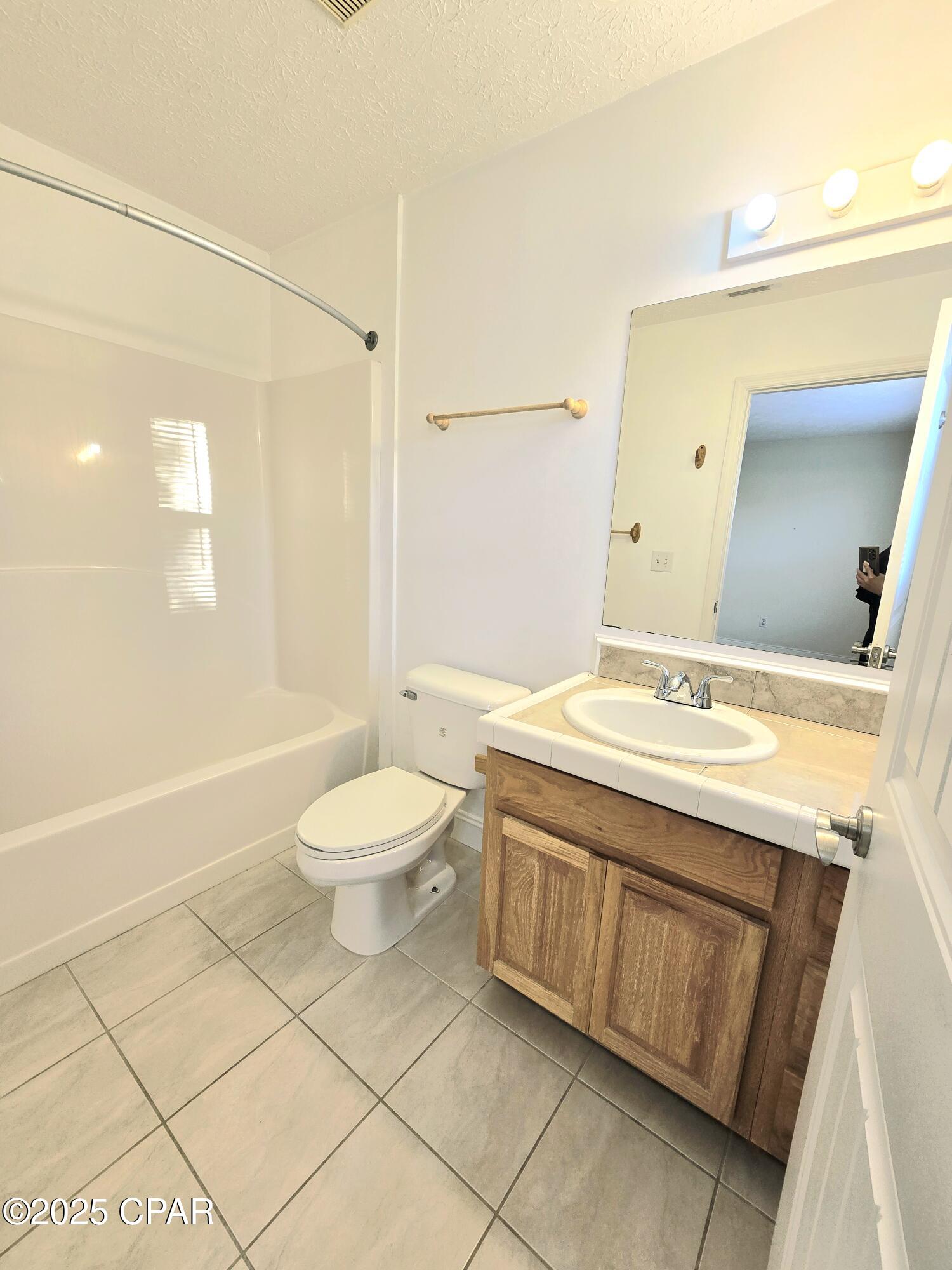 Image 19 For 1913 Laurel Avenue A