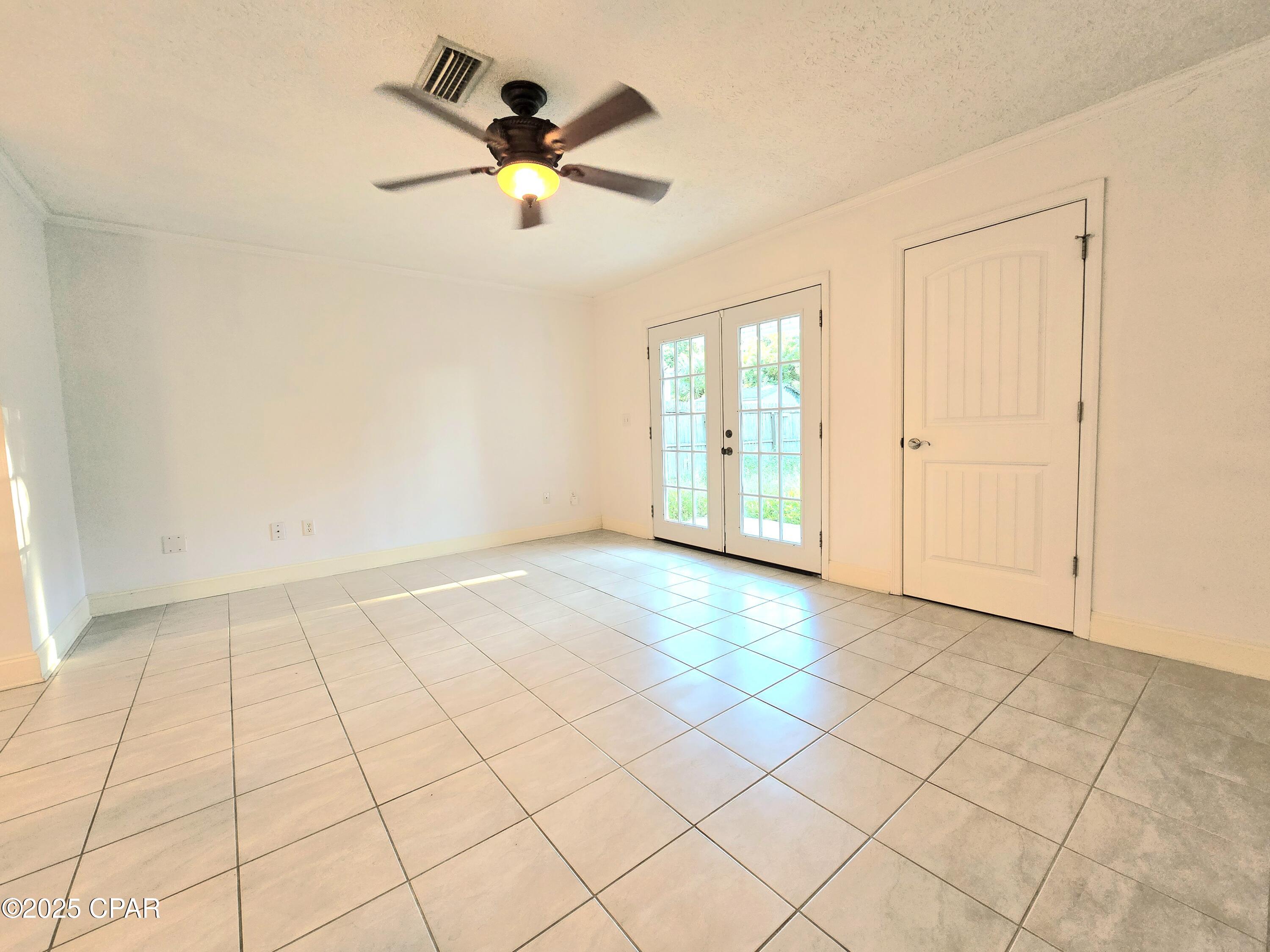 Image 9 For 1913 Laurel Avenue A