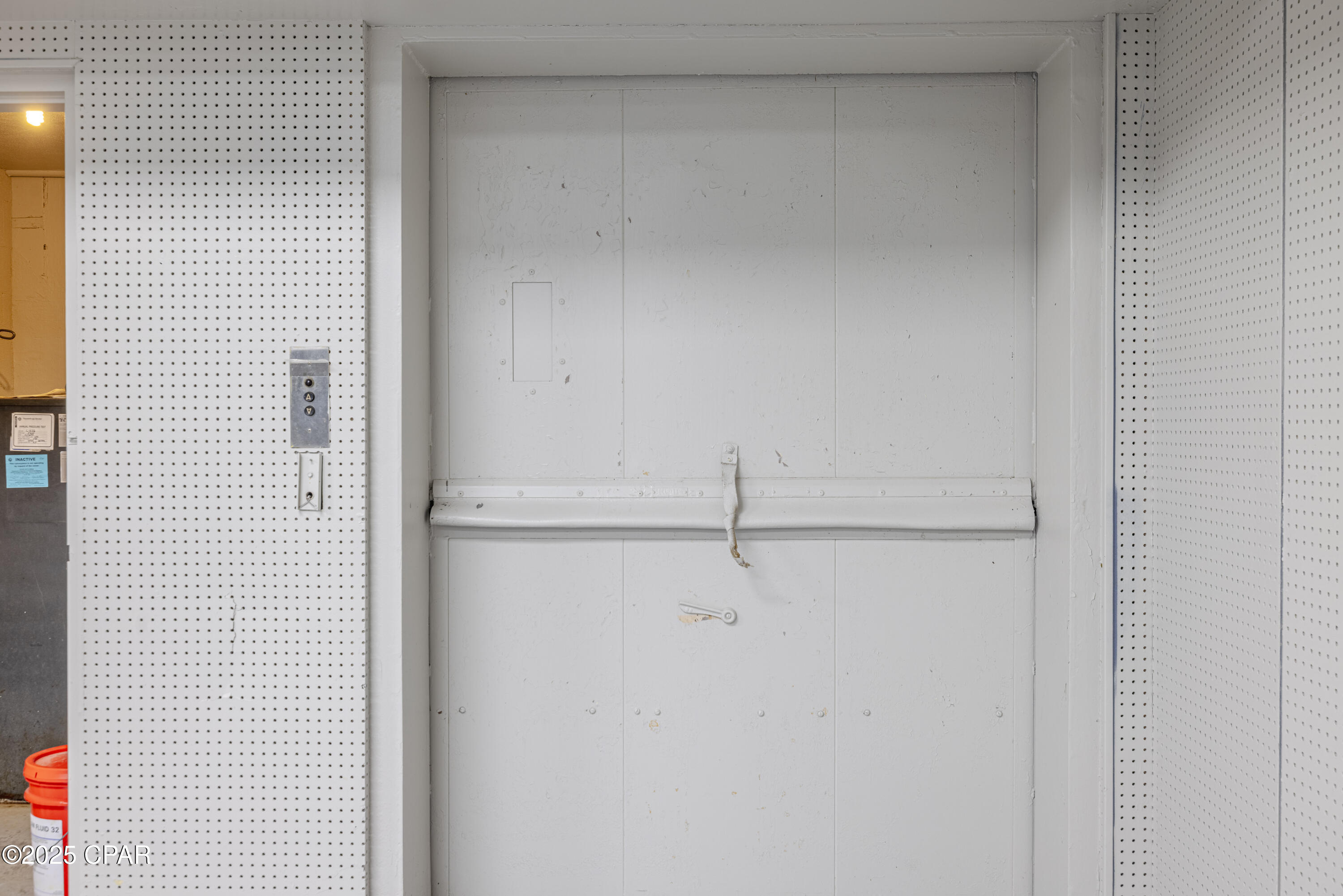 Image 10 For 551 Harrison Avenue