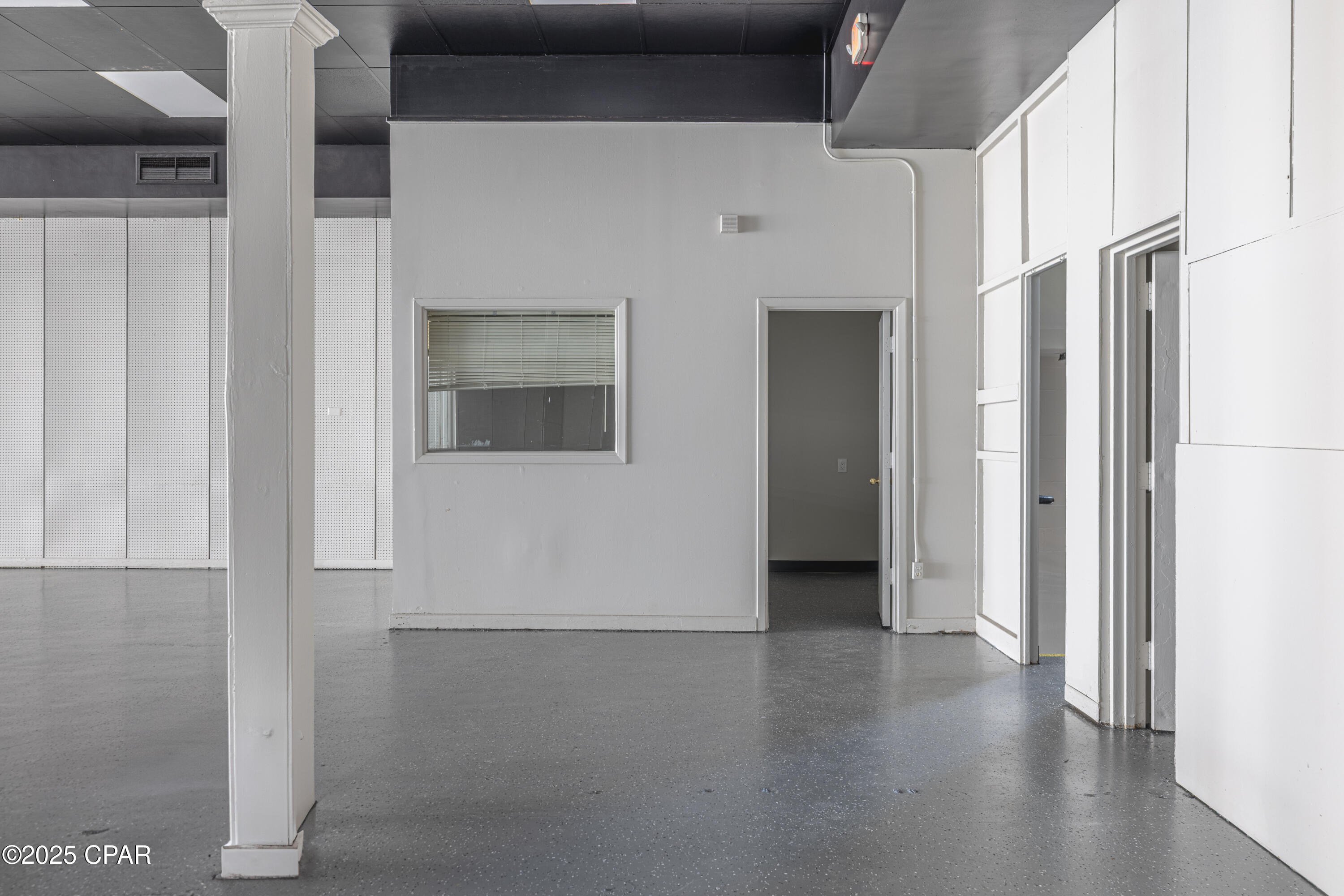 Image 12 For 551 Harrison Avenue