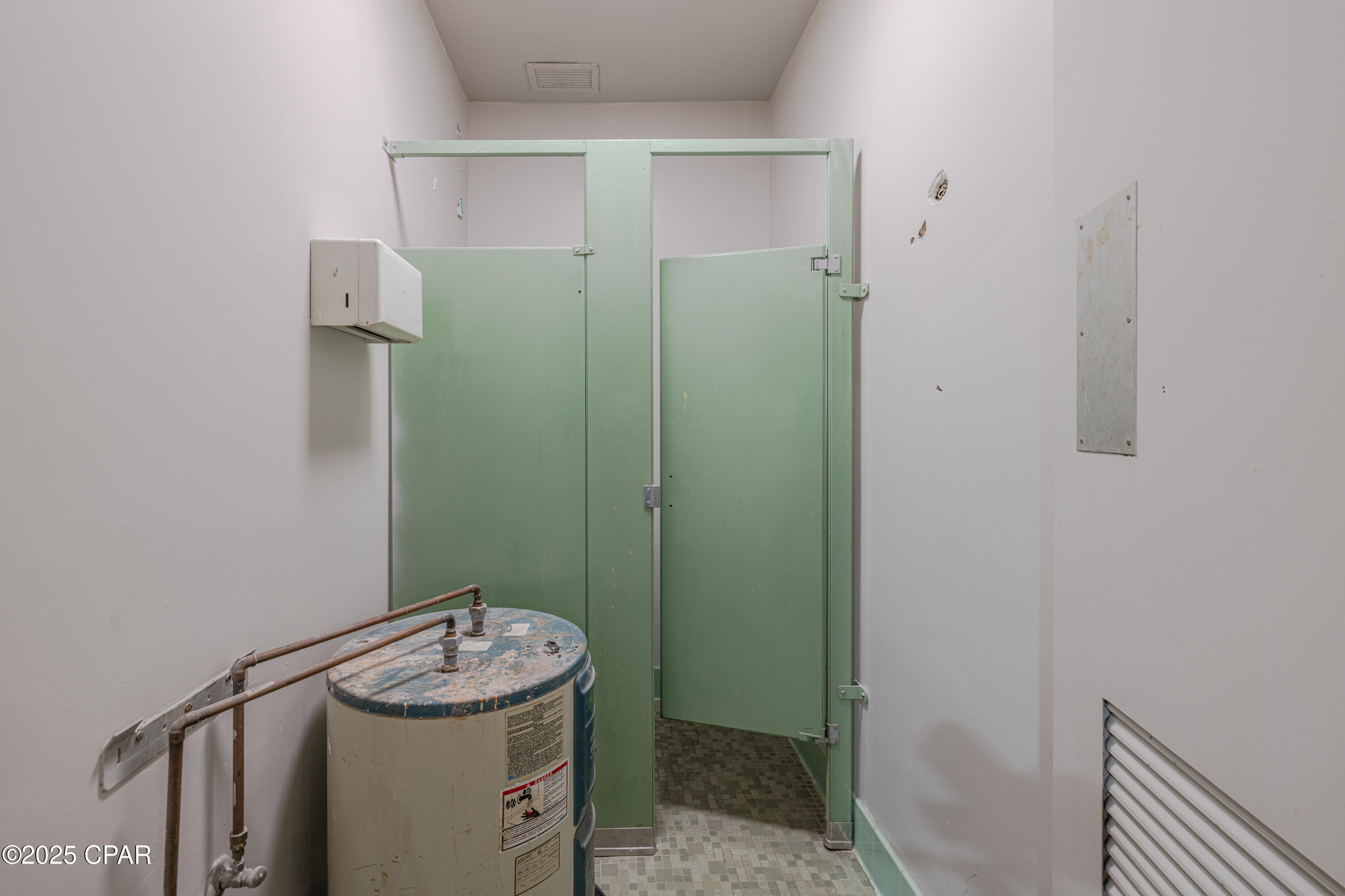 Image 24 For 551 Harrison Avenue