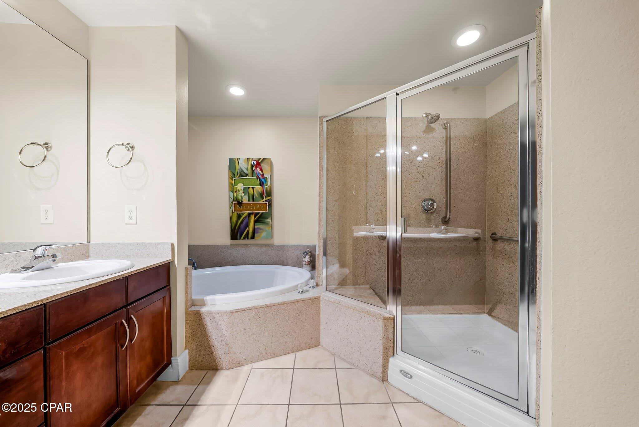 Image 20 For 9902 Thomas Drive 1430